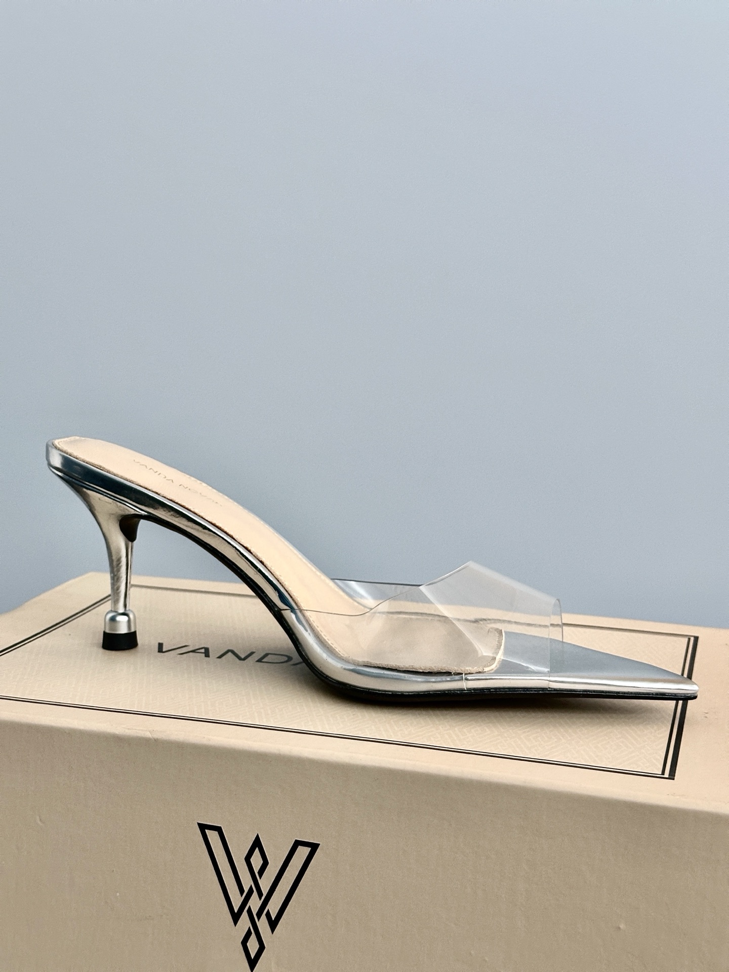 Italian Brand P650 Launches High-Sense Shoe Series with Unique Design and Premium Materials - 图片 7