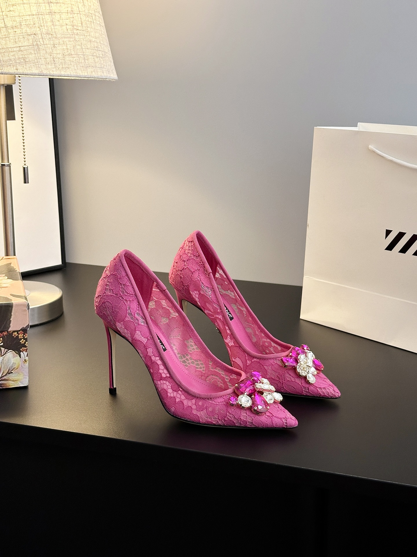 Dolce & Gabbana Shoes: Romantic Ambitions of Sicily in Every Detail - 图片 5