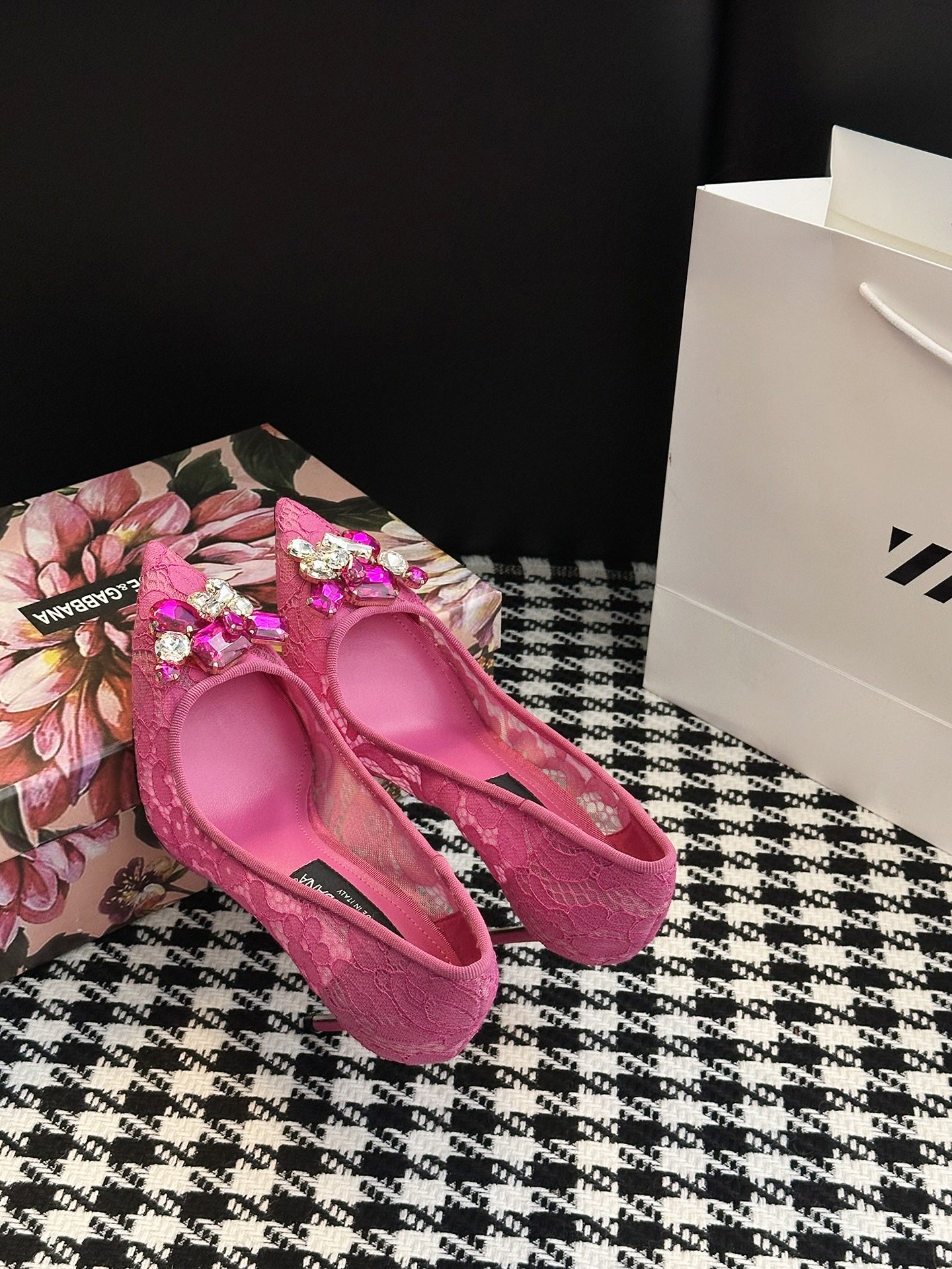 Dolce & Gabbana Shoes: Romantic Ambitions of Sicily in Every Detail - 图片 4