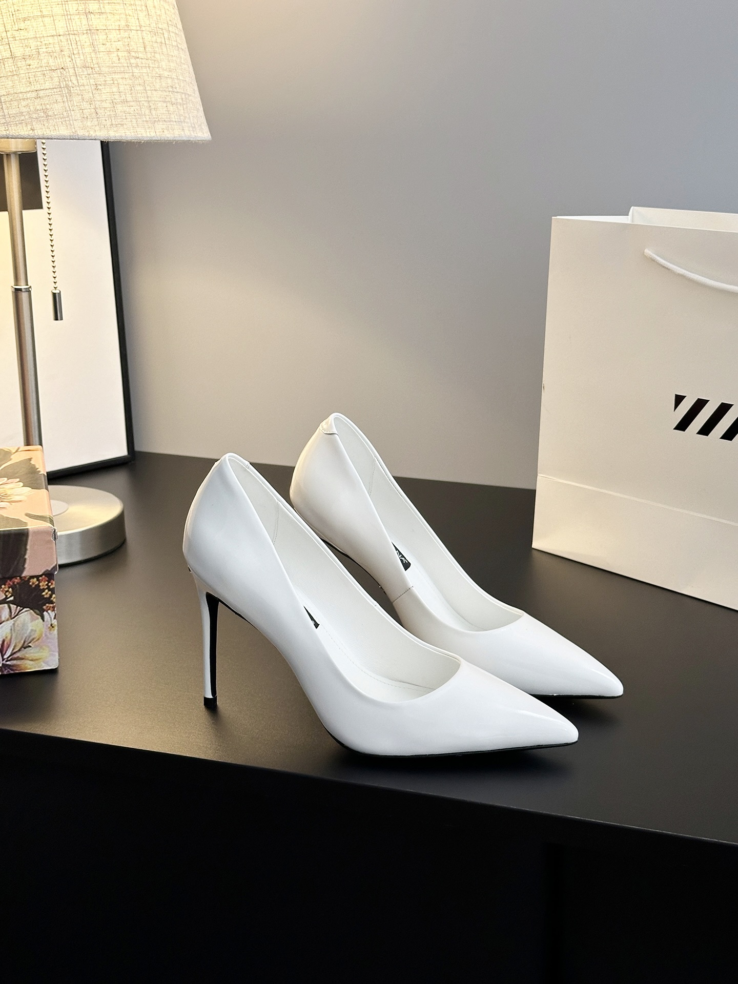 Dolce & Gabbana Shoes: Elegant, Sharp, and Timeless High Heels for Every Occasion - 图片 4