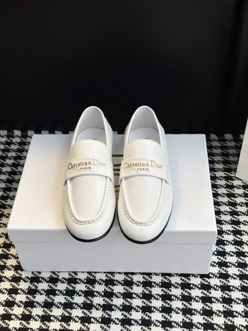 Dior 2025 Loafers - Elegant White Leather Flats with Gold 'Dior Paris' Detail 1 Dior 2025 Loafers - Elegant White Leather Flats with Gold 'Dior Paris' Detail