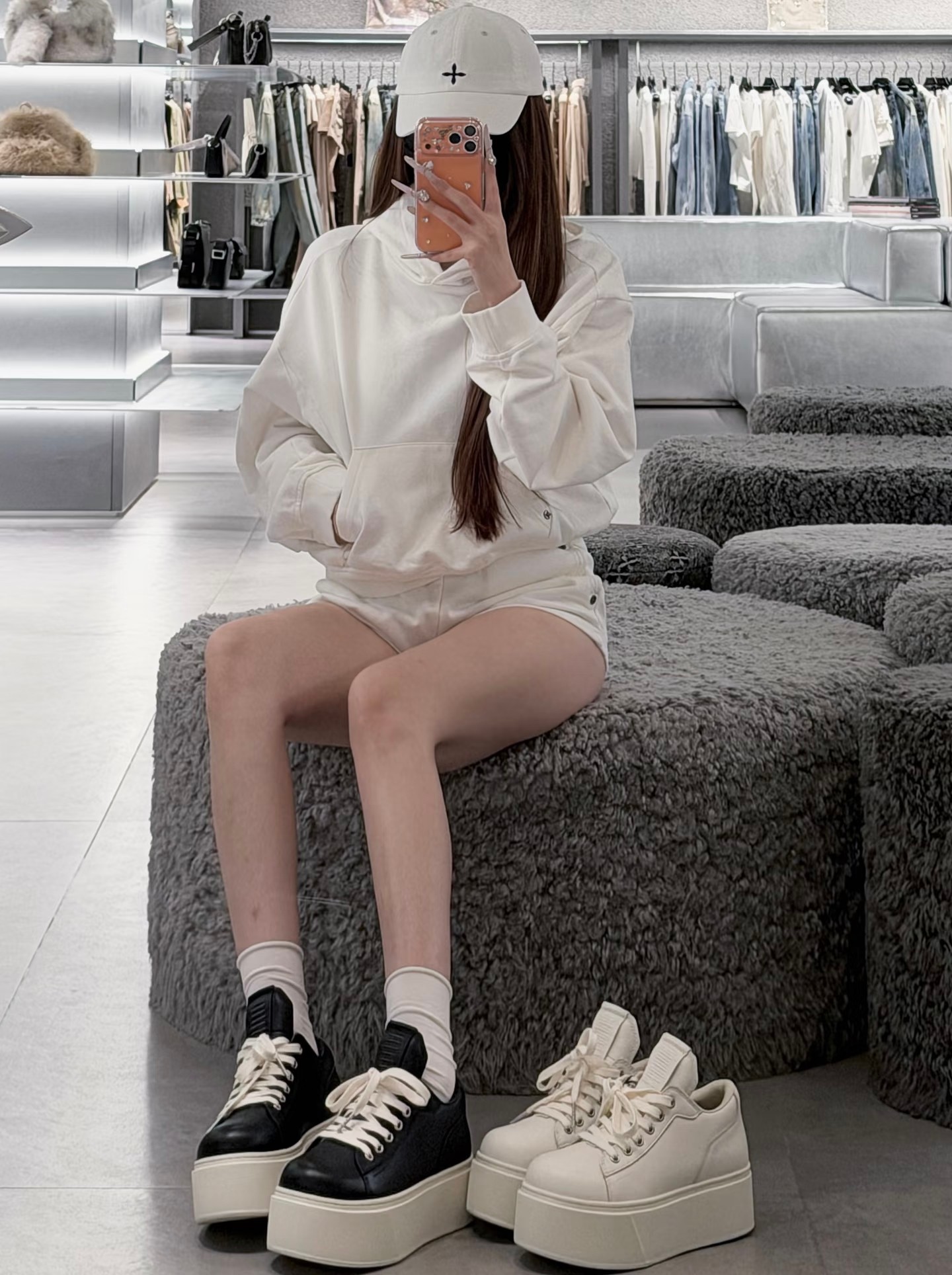 NO:784979,Matching demonstration, casual shoes/sports shoes, sneakers19860909搭配示范,休闲鞋/运动鞋,sneakers,Women's Shoes