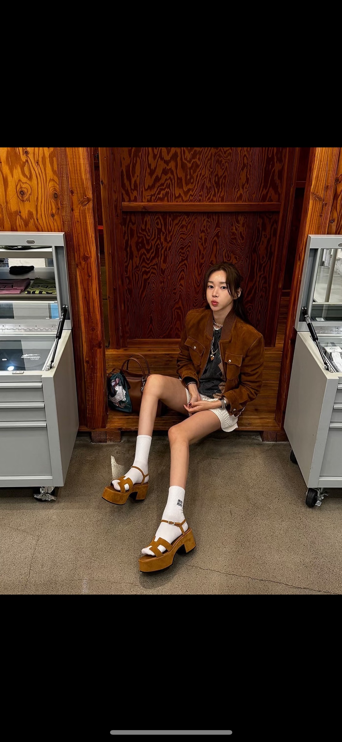 NO:232895,It’s easy to wear if you reduce your age!   H-home new H-type waterproof platform thick-soled sponge cake sandals, split-toe shoes, sandals19860909减龄好穿！  H家新款H型防水台厚底松糕凉鞋,分趾鞋,sandals,Women's Shoes