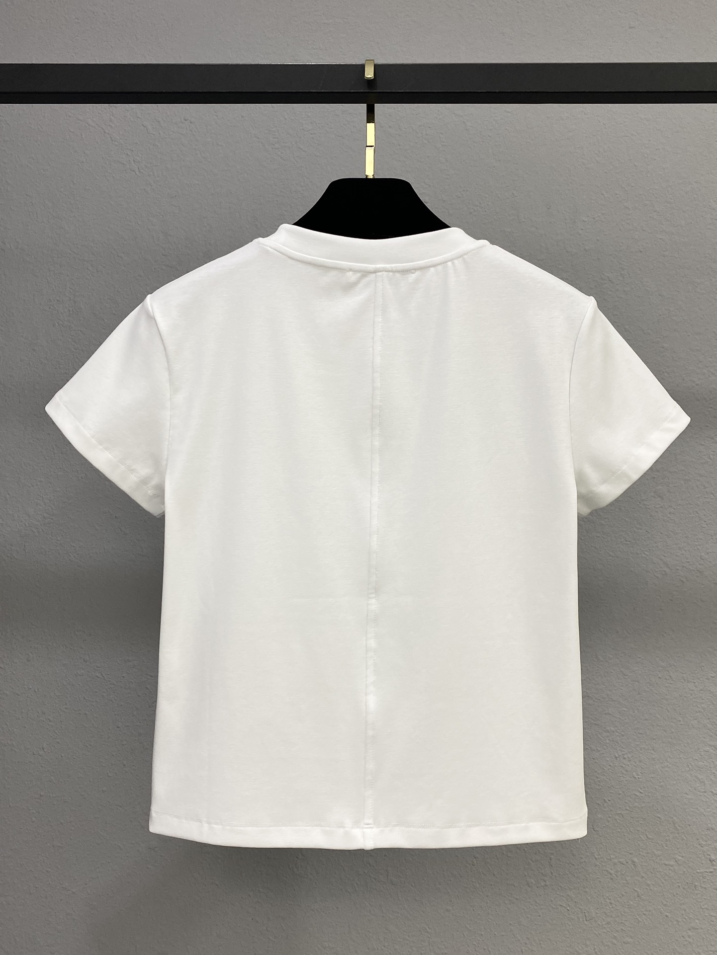 High-Quality Women’s Clothes with Original Packaging, YS25/New. Net T-Shirt in Short-Winded Design - 图片 7