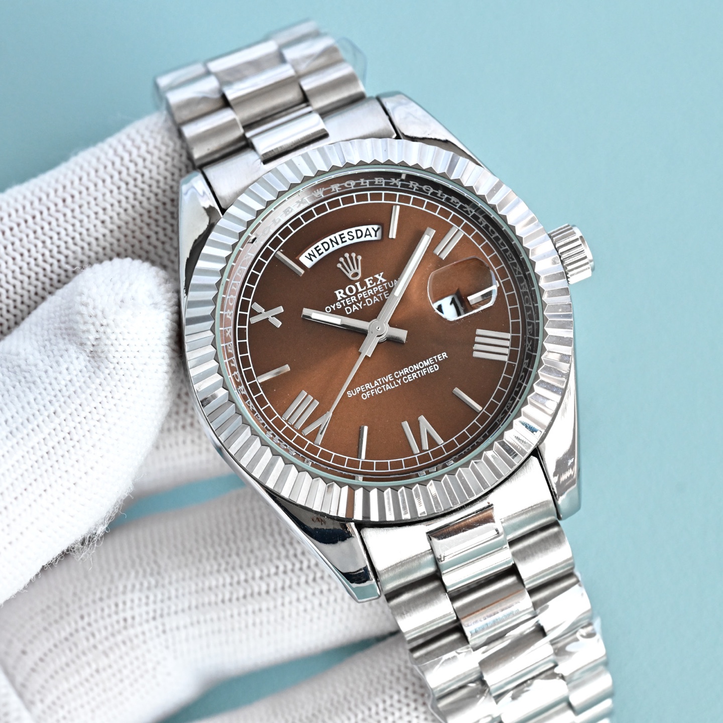 ❤️250包邮/原单代购级别
劳力士速卖通爆款日志双历防机械走时石英表实心钢带三度防水