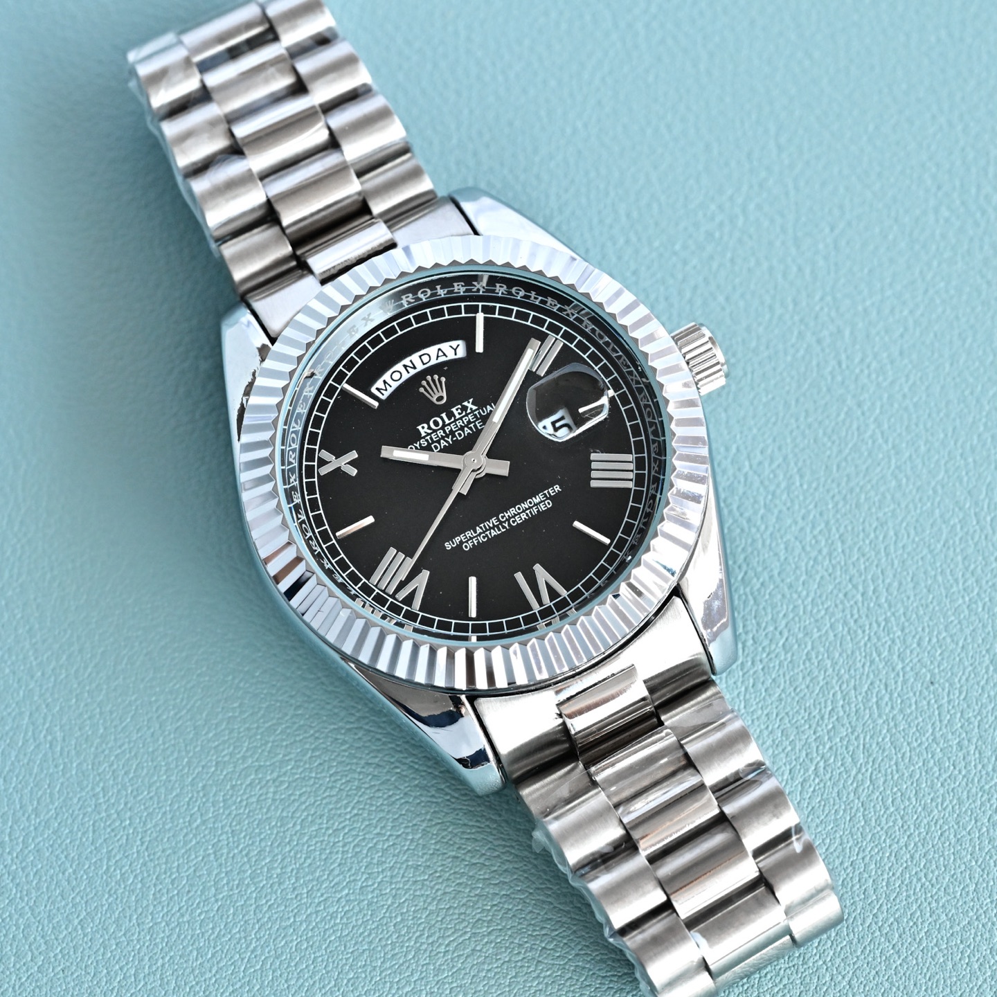 ❤️250包邮/原单代购级别
劳力士速卖通爆款日志双历防机械走时石英表实心钢带三度防水