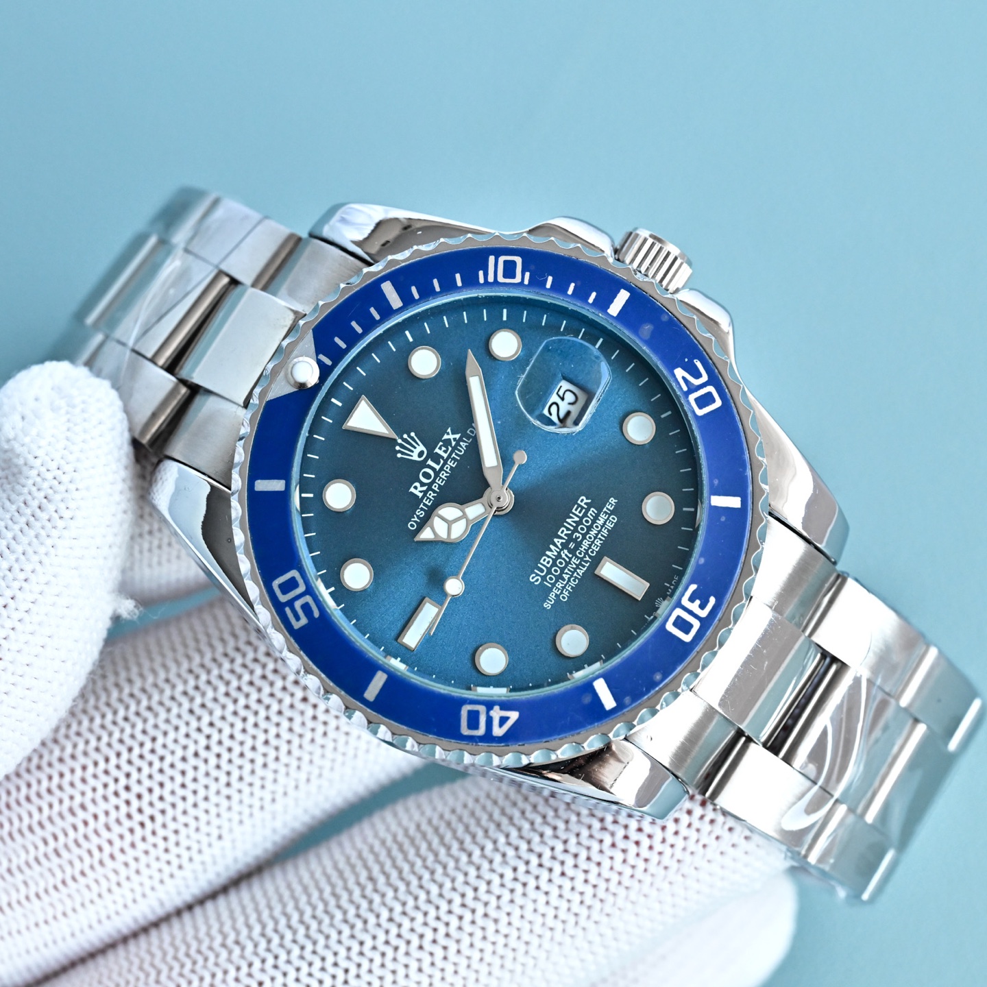 ❤️250包邮/原单代购级别
劳力士速卖通爆款蓝鬼防机械走时石英表实心钢带三度防水