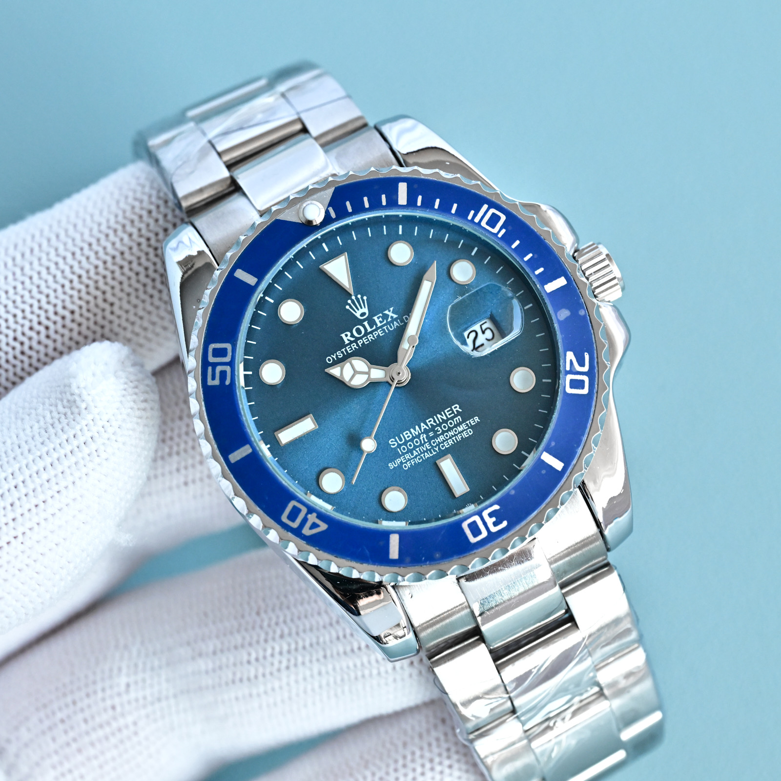 ❤️250包邮/原单代购级别
劳力士速卖通爆款蓝鬼防机械走时石英表实心钢带三度防水