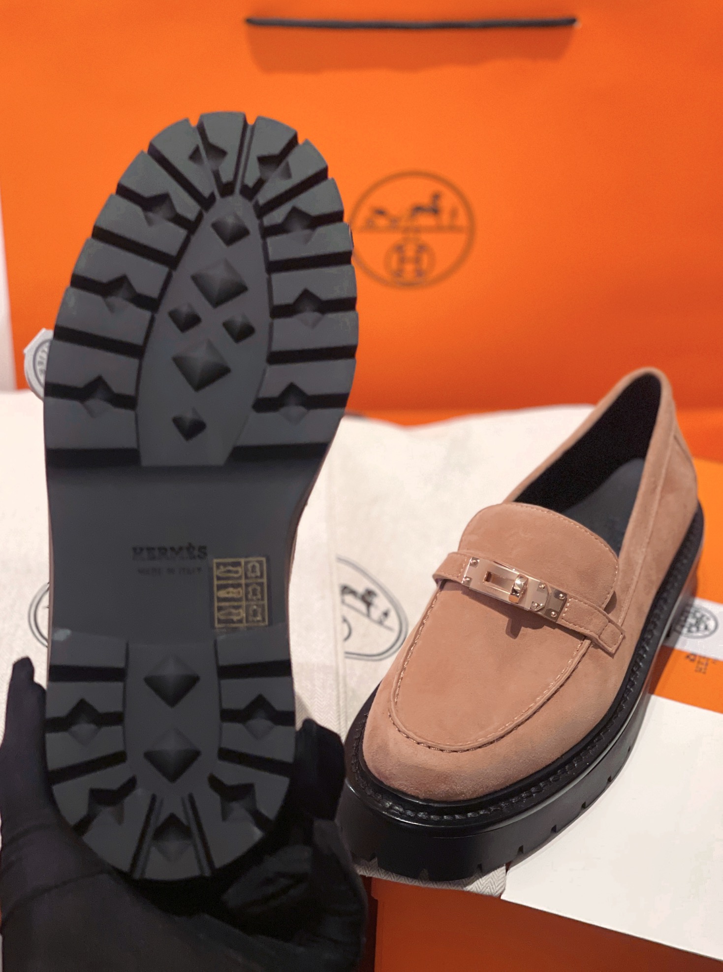 Hermes LCoNe Loafers: Classic Style with Kelly Buckle & Premium Leather 10 i1730972555 4498 0