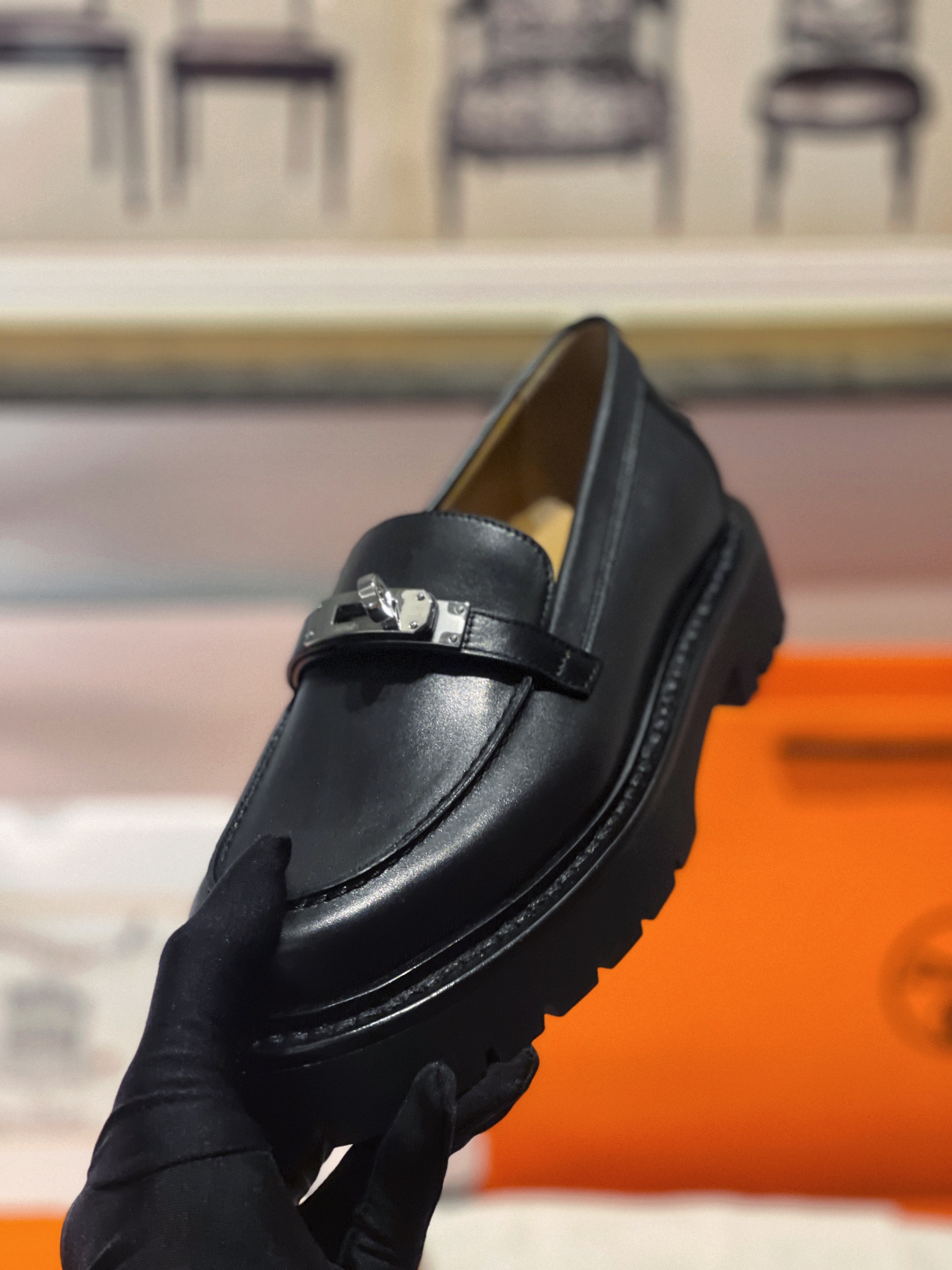 Hermès LCoNe Loafers: Classic Style with Kelly Buckle & Lightweight Sole 6 i1731244844 4595 0