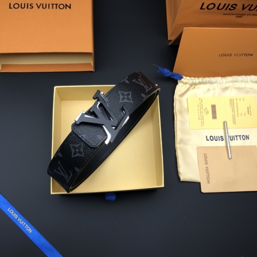 Louis Vuitton Monogram Eclipse Reversible Belt with NFC Chip,Black, 4 cm 1 Louis Vuitton Monogram Eclipse Reversible Belt with NFC Chip,Black, 4 cm