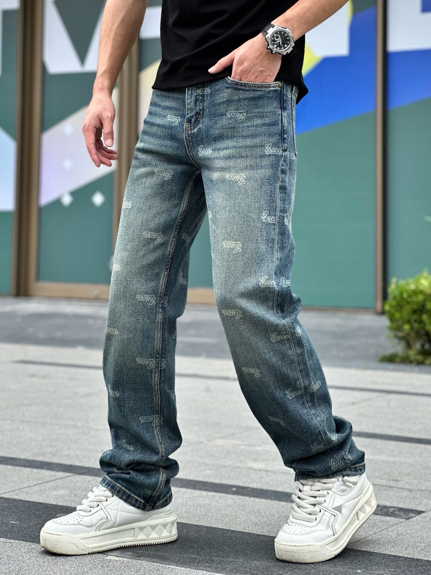 ￼ 新款现货上市🔥🔥🔥🔥原单阔腿裤👖超级定制款，原版五金，超级重工工艺，版型超赞👍细节做工无可挑剔！款式