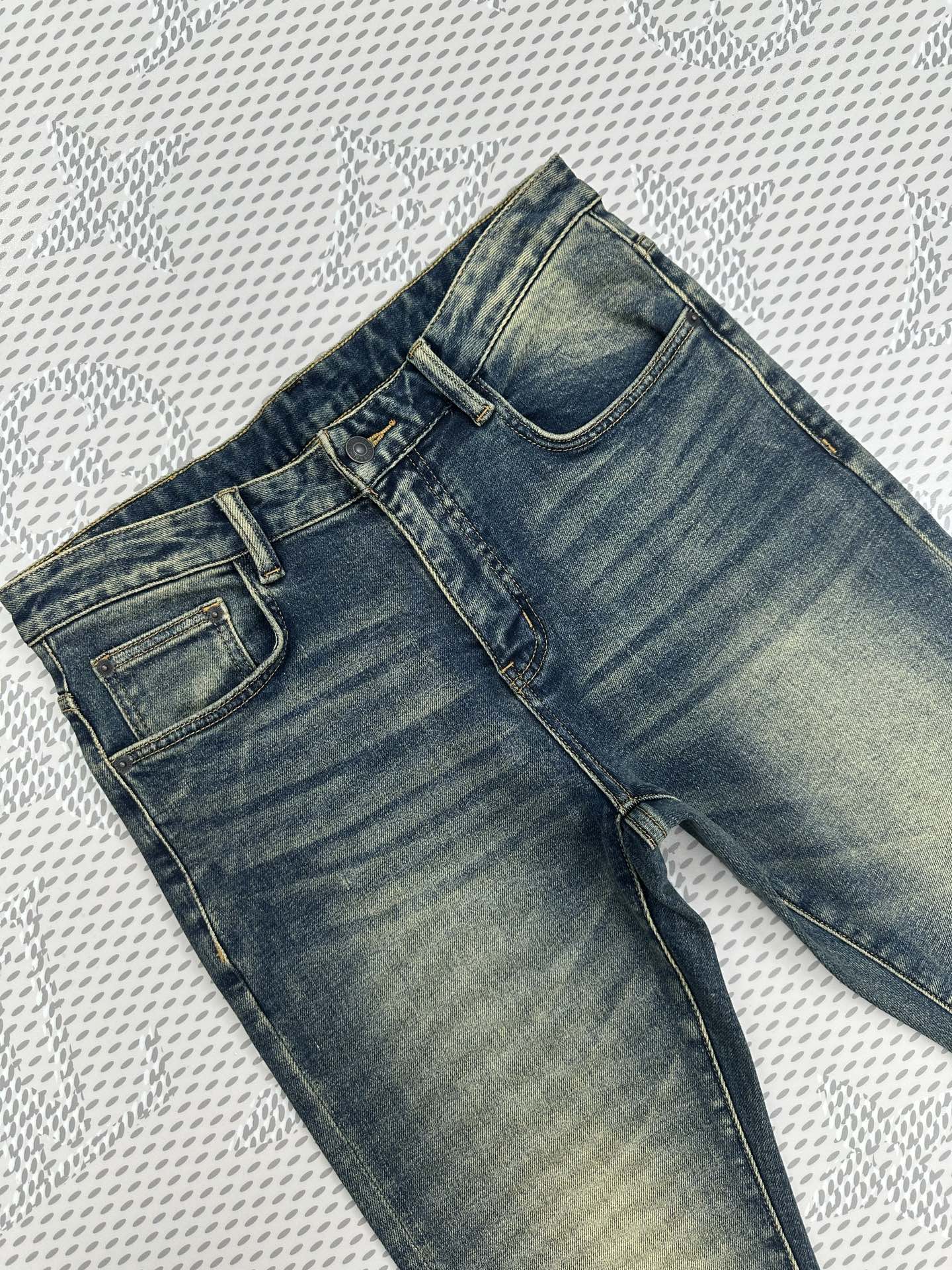 🔥  最新早秋新款现货上市🔥🔥原单爆款牛仔裤👖超级定制款，原版五金，超级重工工艺，版型超赞👍细节做工无可