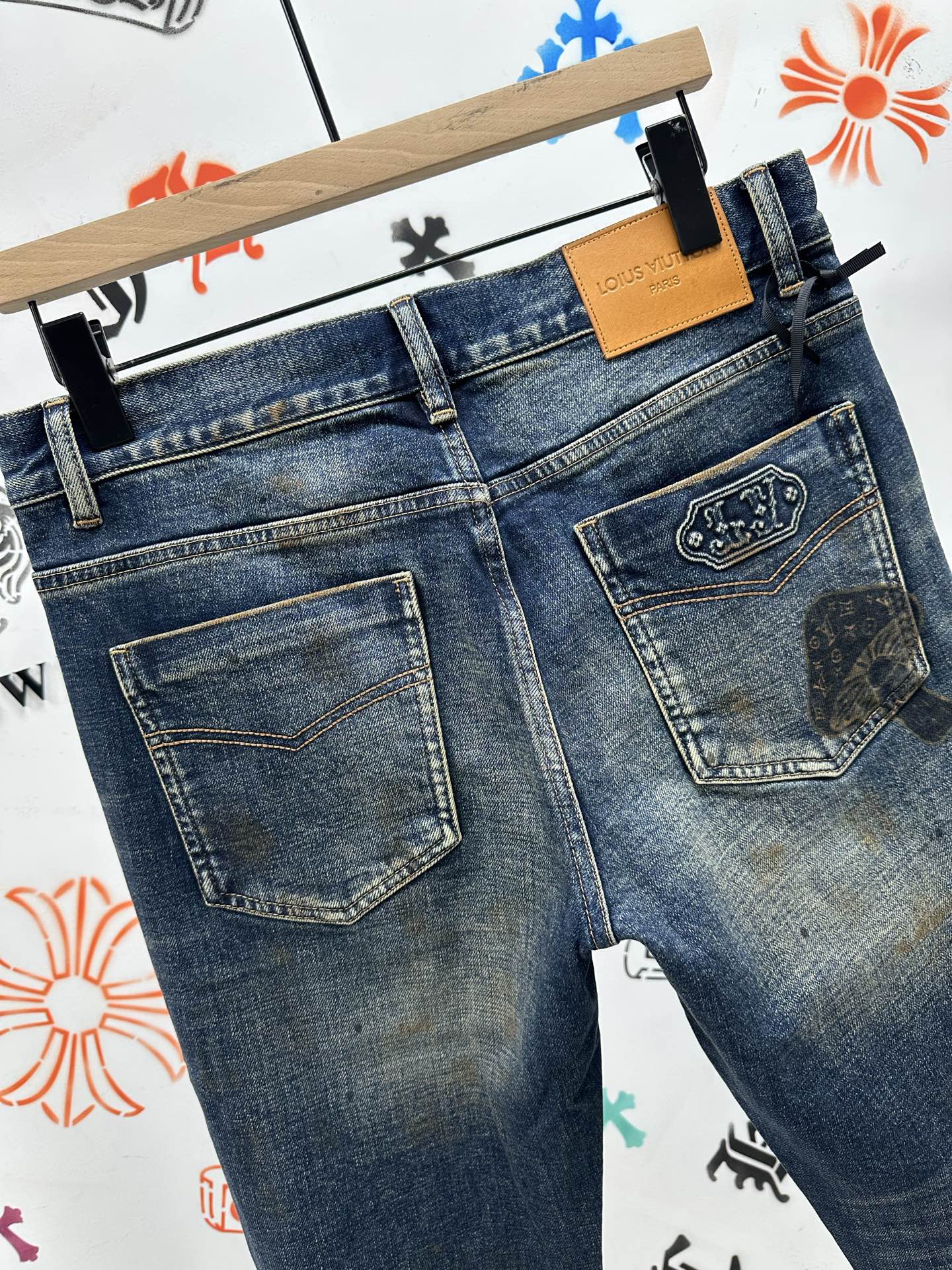 秋冬🔥新款现货上市🔥🔥原单爆款牛仔裤👖超级定制款，原版五金，超级重工工艺，版型超赞👍细节做工无可挑剔！款