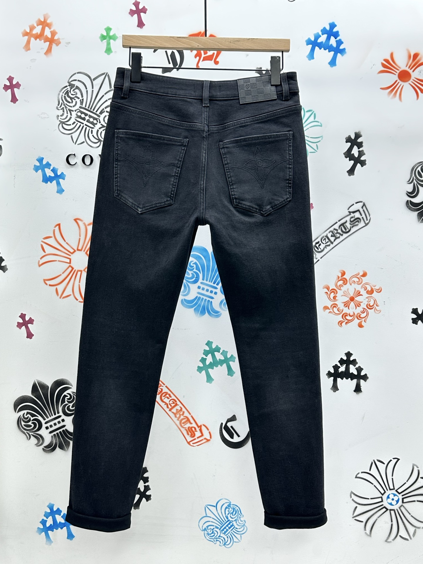 冬❄️（底抓绒）🔥新款现货上市🔥🔥原单爆款牛仔裤👖超级定制款，原版五金，超级重工工艺，版型超赞👍细节做工