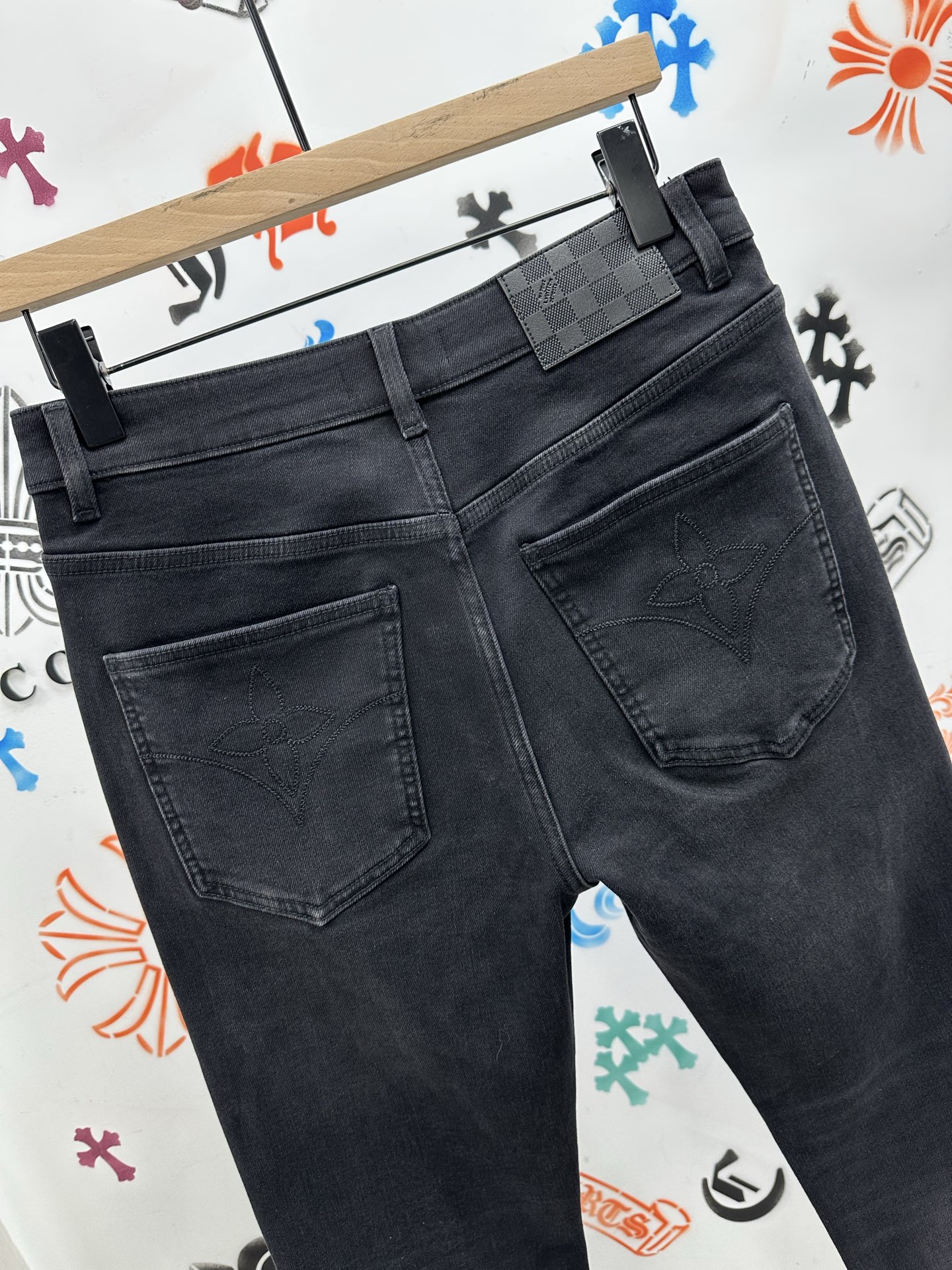 冬❄️（底抓绒）🔥新款现货上市🔥🔥原单爆款牛仔裤👖超级定制款，原版五金，超级重工工艺，版型超赞👍细节做工