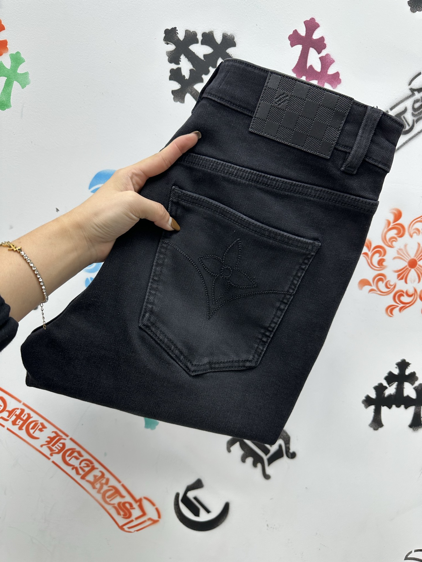 冬❄️（底抓绒）🔥新款现货上市🔥🔥原单爆款牛仔裤👖超级定制款，原版五金，超级重工工艺，版型超赞👍细节做工