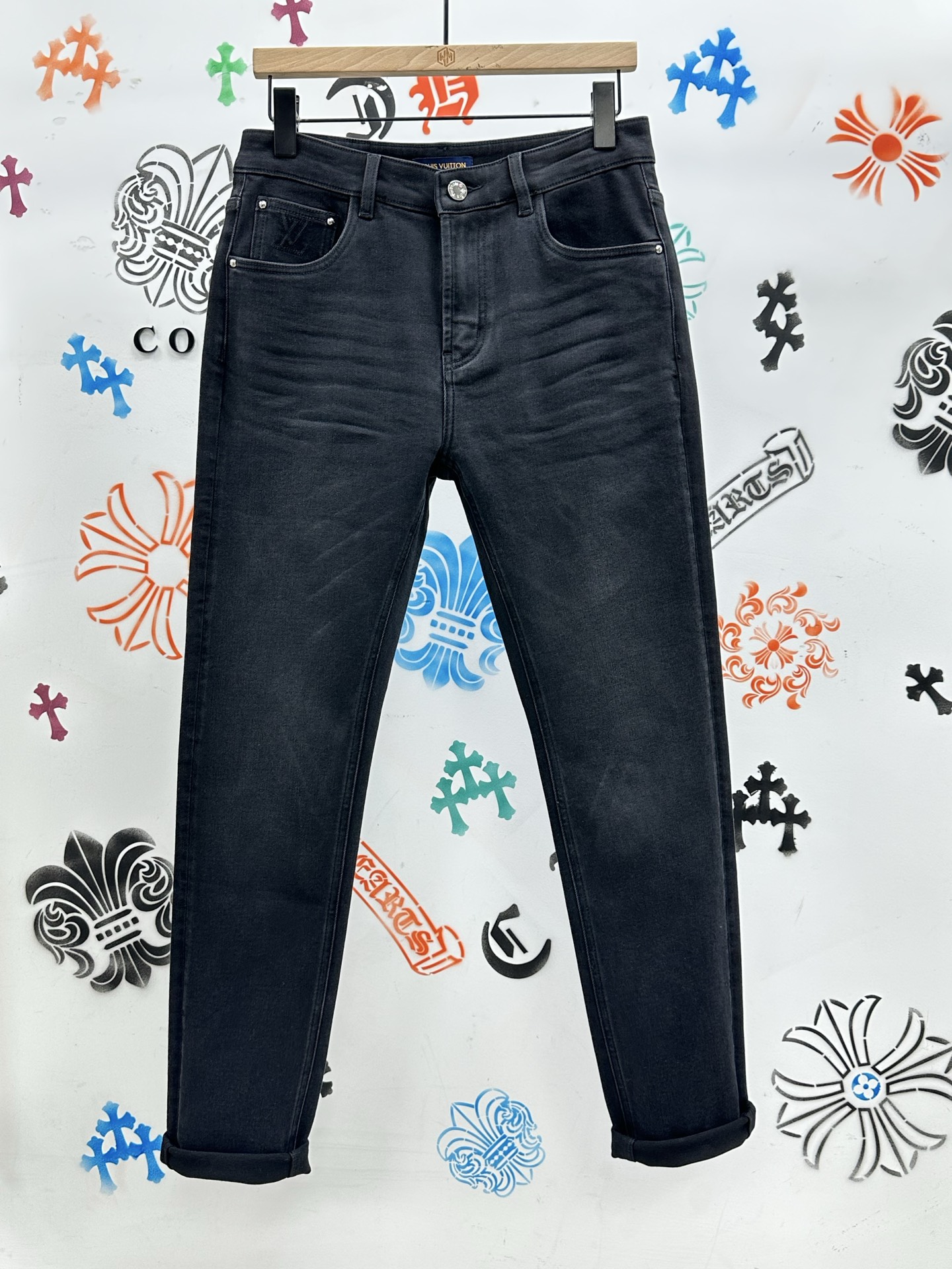 冬❄️（底抓绒）🔥新款现货上市🔥🔥原单爆款牛仔裤👖超级定制款，原版五金，超级重工工艺，版型超赞👍细节做工