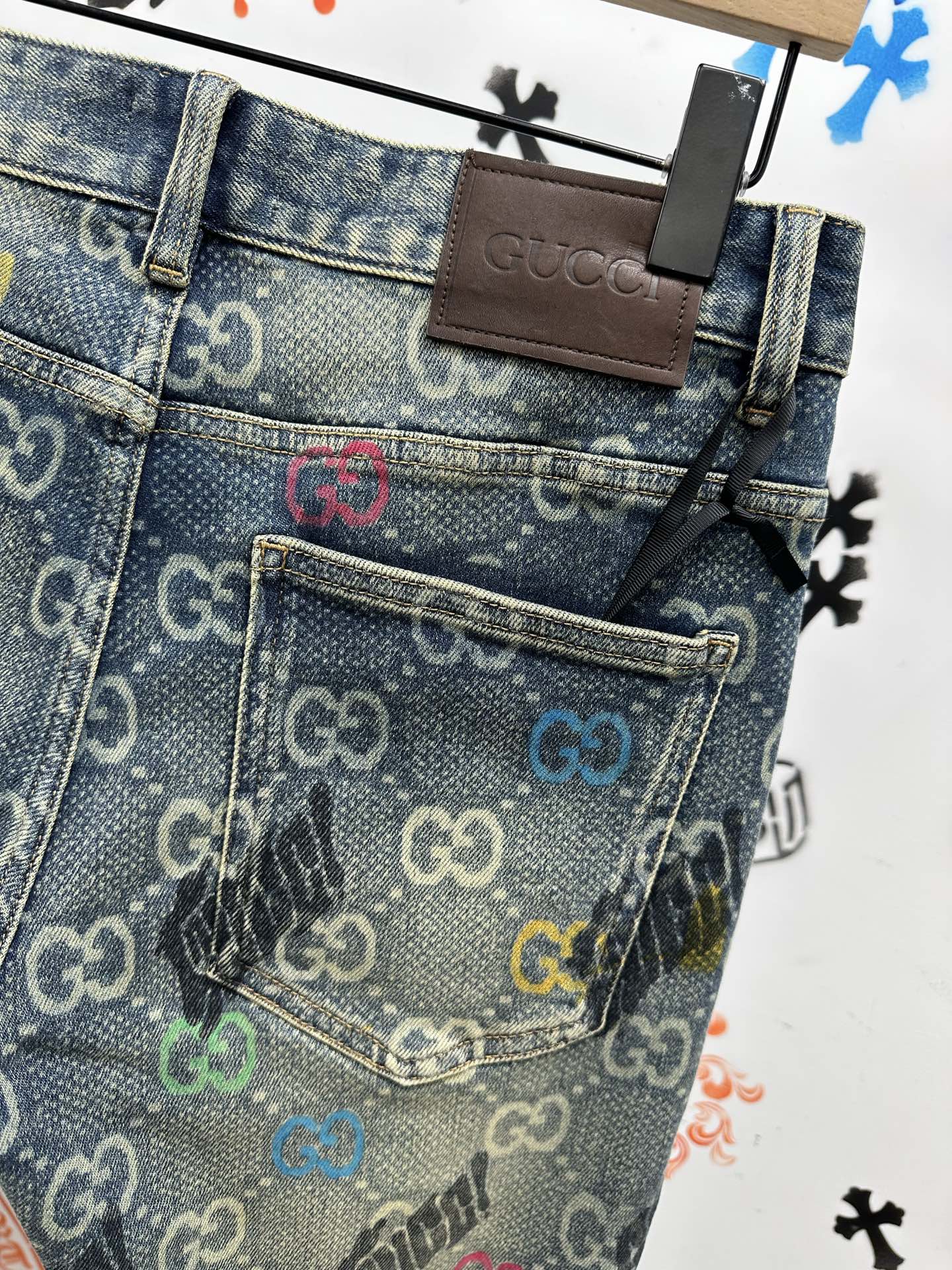 独特家爆款，创新新款. 🔥￼新款现货上市🔥🔥原单爆款牛仔裤👖超级定制款，原版五金，超级重工工艺，版型超赞