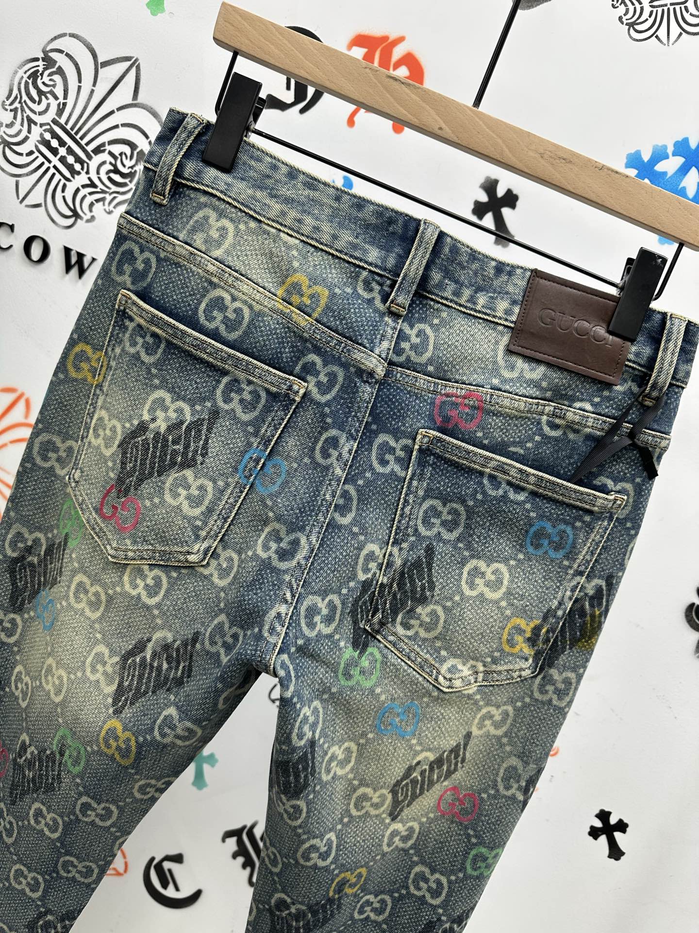 独特家爆款，创新新款. 🔥￼新款现货上市🔥🔥原单爆款牛仔裤👖超级定制款，原版五金，超级重工工艺，版型超赞