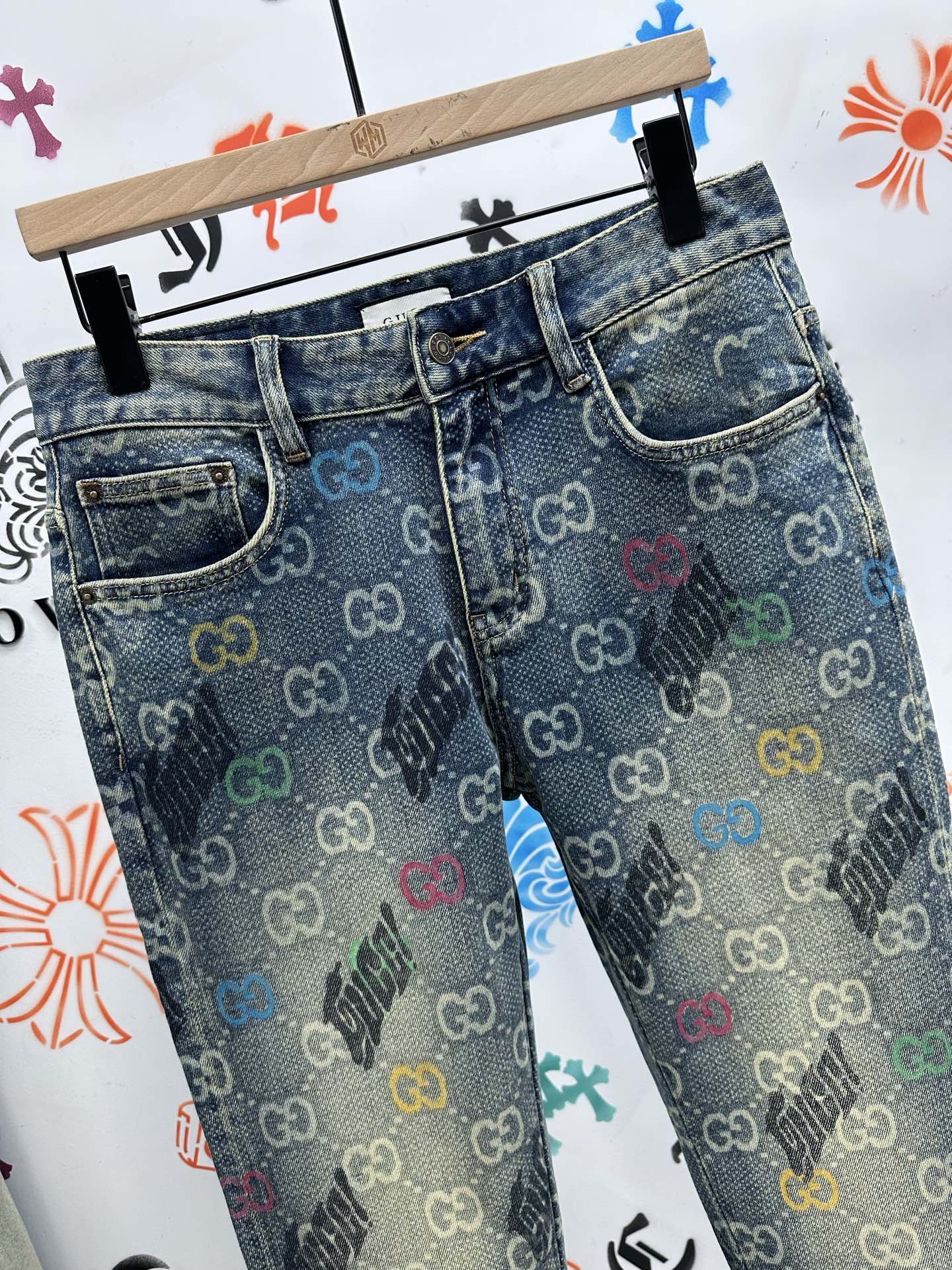 独特家爆款，创新新款. 🔥￼新款现货上市🔥🔥原单爆款牛仔裤👖超级定制款，原版五金，超级重工工艺，版型超赞