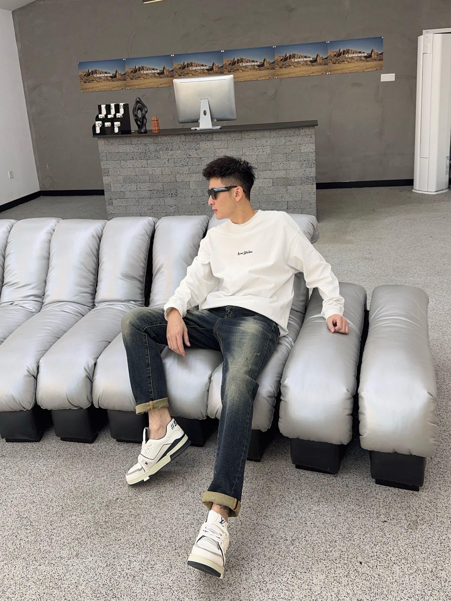 🍁秋冬。独家【首创】❤️🔥原单品质🔥🔥最新品牛仔裤，原版工艺配件，经典图案，面料舒服，裤身工艺设计，潮牌