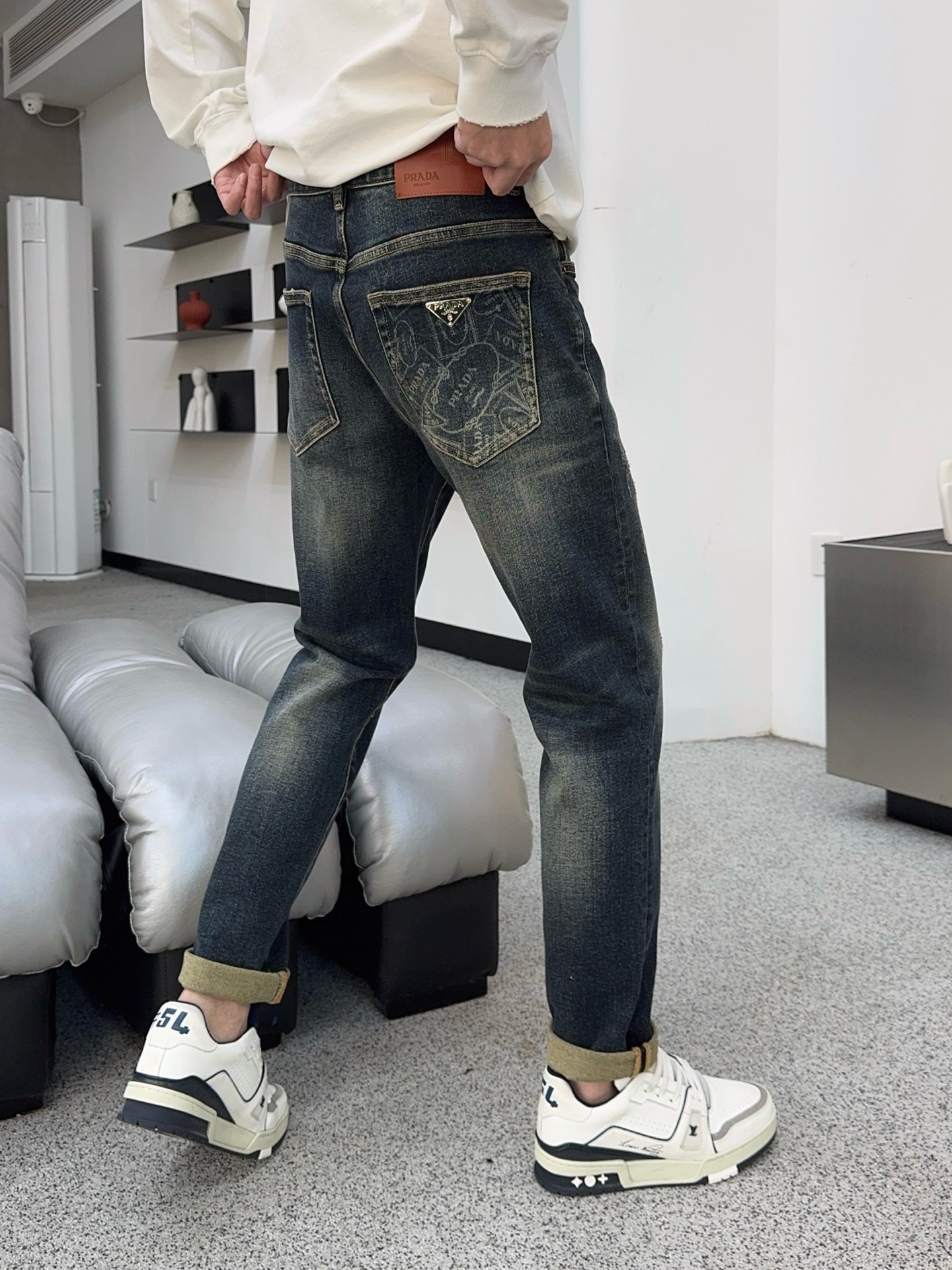 🍁秋冬。独家【首创】❤️🔥原单品质🔥🔥最新品牛仔裤，原版工艺配件，经典图案，面料舒服，裤身工艺设计，潮牌