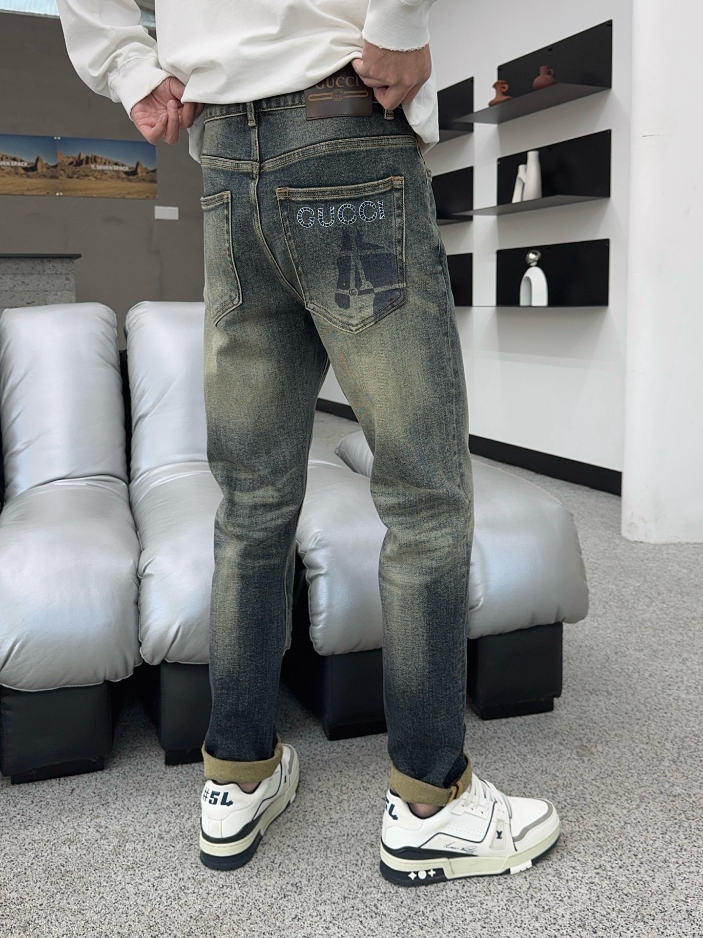 🍁秋冬。独家【首创】❤️🔥原单品质🔥🔥最新品牛仔裤，原版工艺配件，经典图案，面料舒服，裤身工艺设计，潮牌