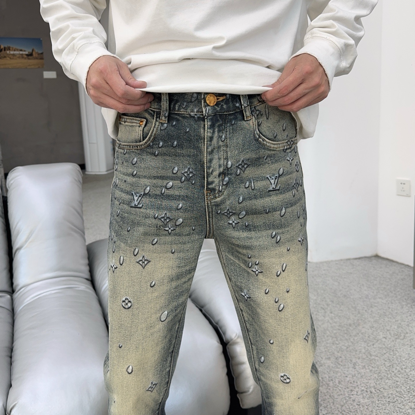 🍁秋冬。独家【首创】❤️🔥原单品质🔥🔥最新品牛仔裤，原版工艺配件，经典图案，面料舒服，裤身工艺设计，潮牌