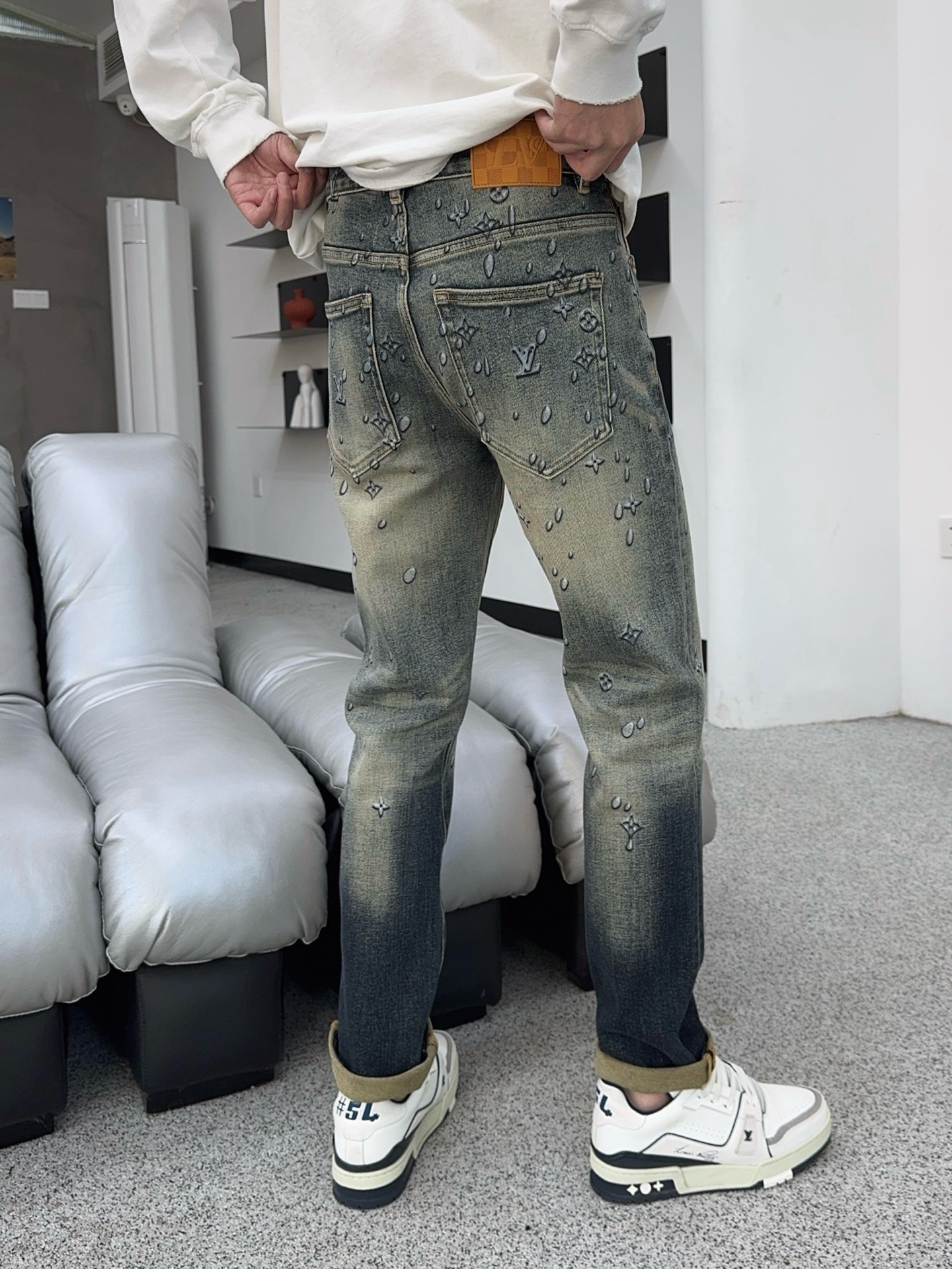 🍁秋冬。独家【首创】❤️🔥原单品质🔥🔥最新品牛仔裤，原版工艺配件，经典图案，面料舒服，裤身工艺设计，潮牌