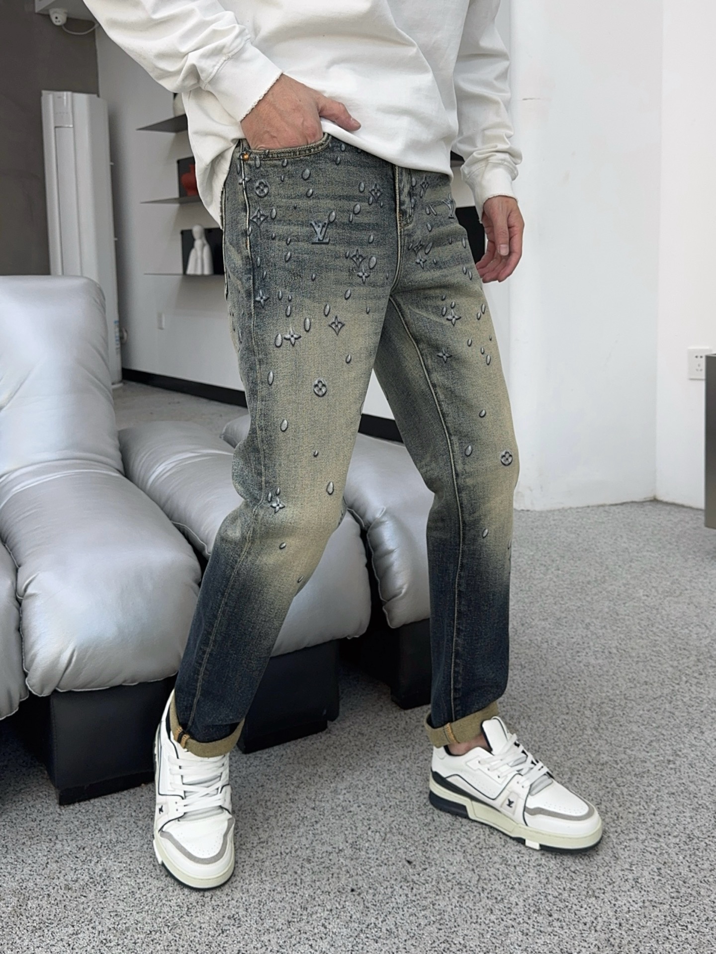 🍁秋冬。独家【首创】❤️🔥原单品质🔥🔥最新品牛仔裤，原版工艺配件，经典图案，面料舒服，裤身工艺设计，潮牌