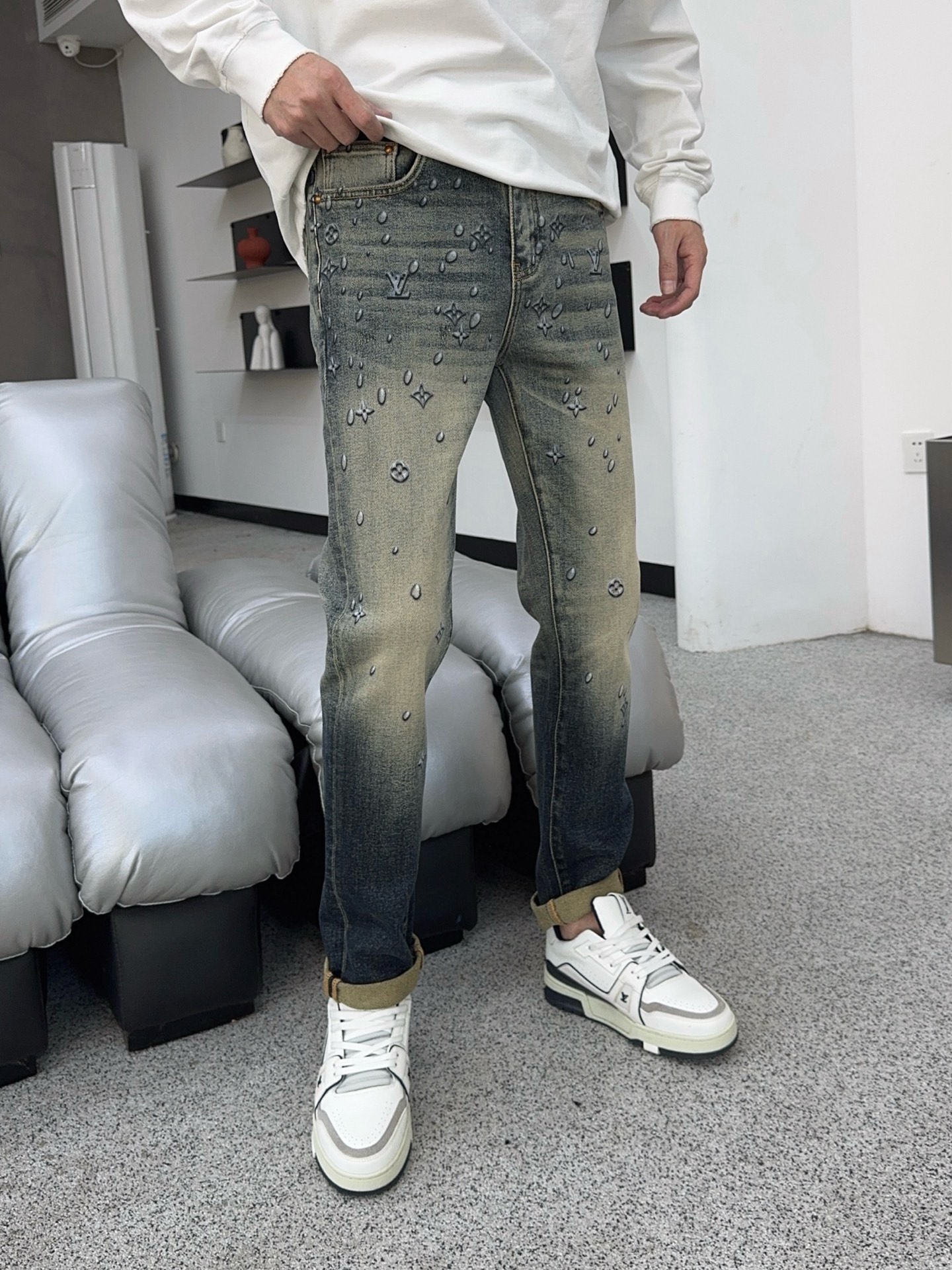 🍁秋冬。独家【首创】❤️🔥原单品质🔥🔥最新品牛仔裤，原版工艺配件，经典图案，面料舒服，裤身工艺设计，潮牌