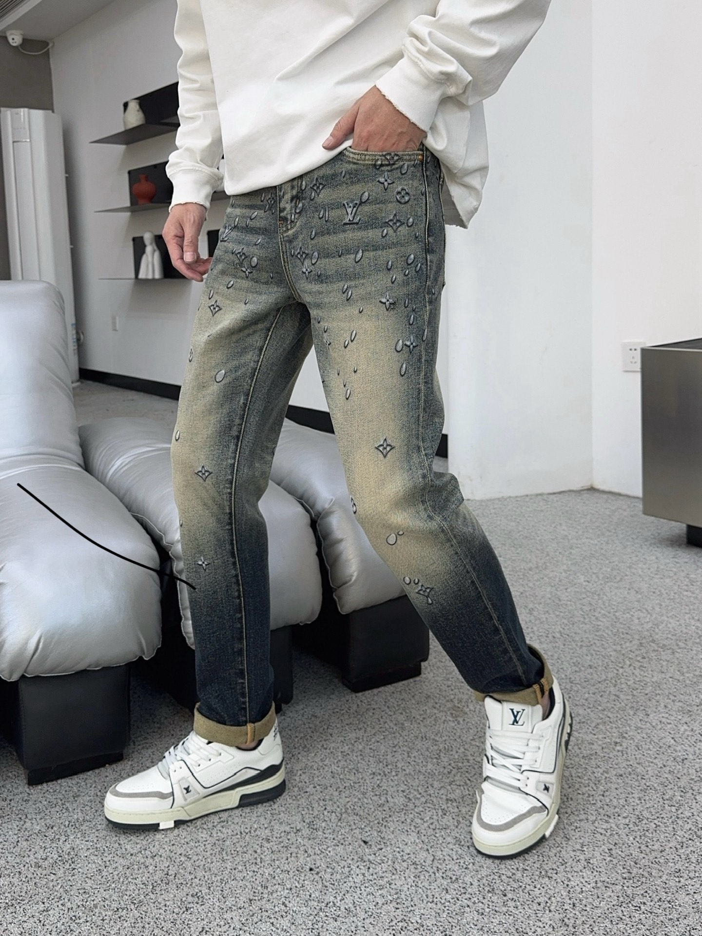 🍁秋冬。独家【首创】❤️🔥原单品质🔥🔥最新品牛仔裤，原版工艺配件，经典图案，面料舒服，裤身工艺设计，潮牌