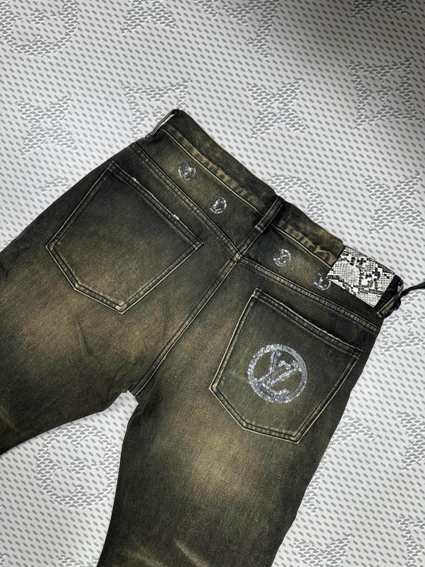 。bling✨🔥微喇🔥独家【首创】❤️原单品质🍒 爆款🔥牛仔裤👖超级定制款，原版五金，超级重工工艺，版型