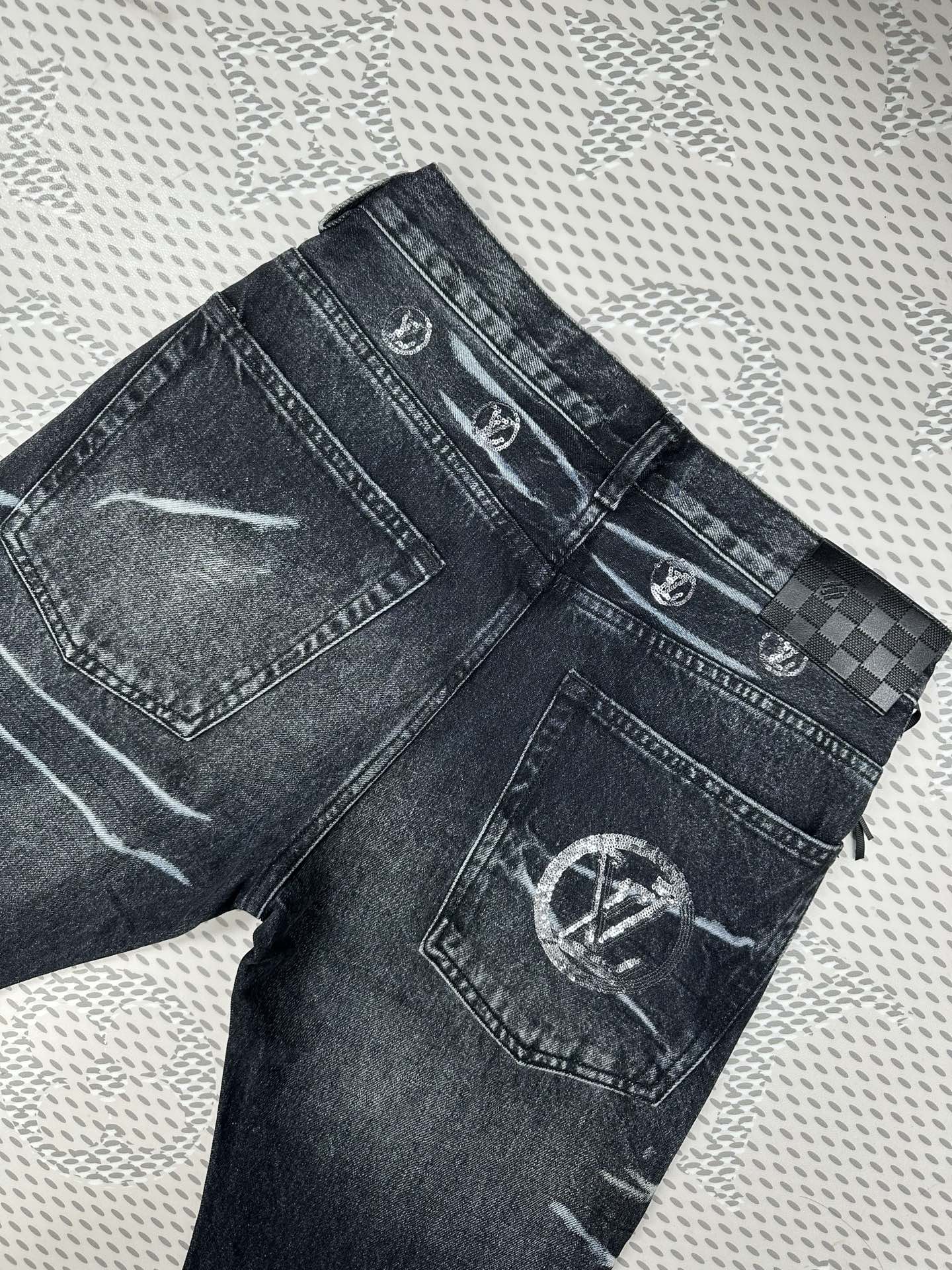 。bling✨🔥微喇🔥独家【首创】❤️原单品质🍒 爆款🔥牛仔裤👖超级定制款，原版五金，超级重工工艺，版型