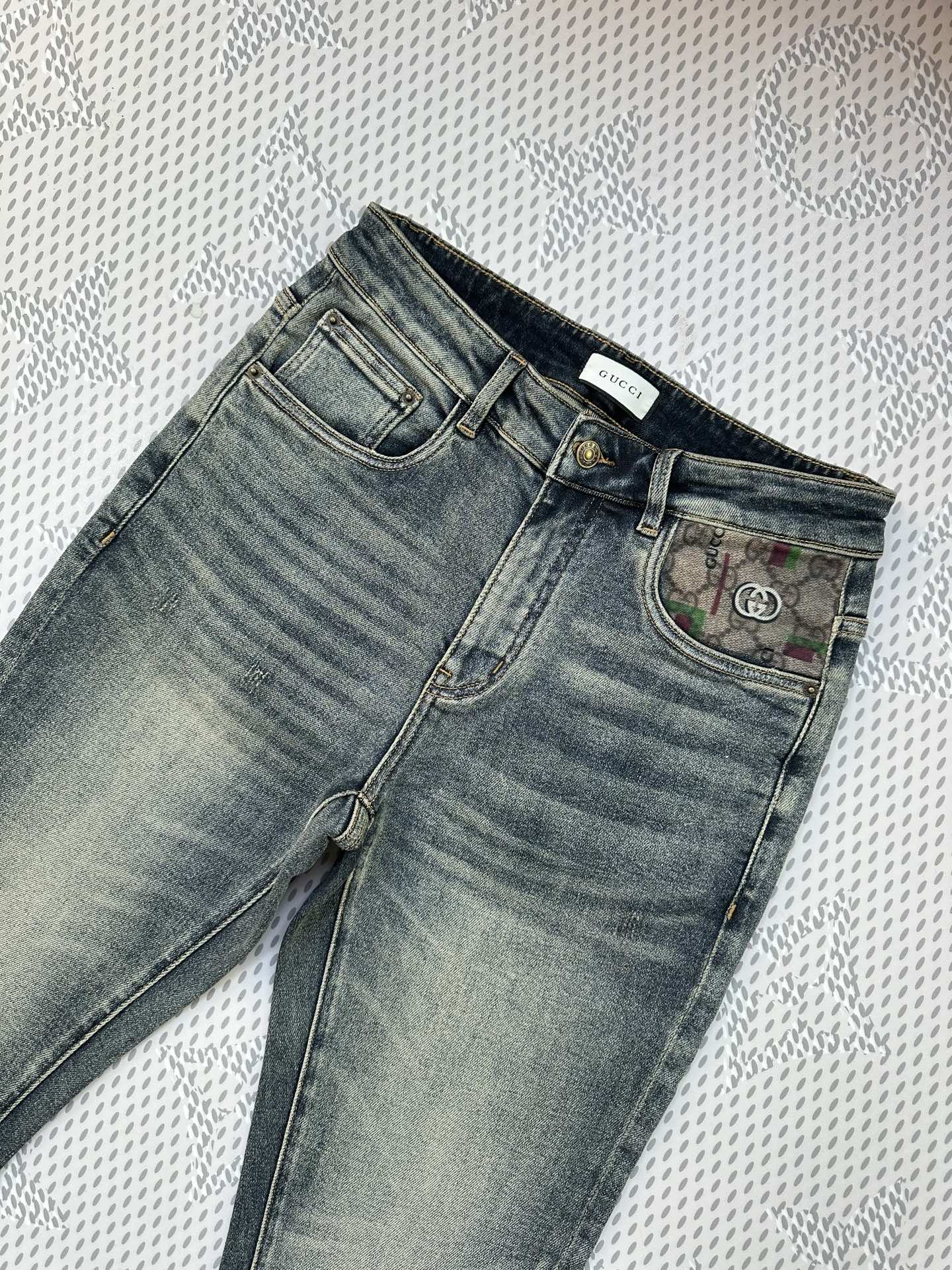 秋冬🔥新款现货上市🔥🔥原单爆款牛仔裤👖超级定制款，原版五金，超级重工工艺，版型超赞👍细节做工无可挑剔！款