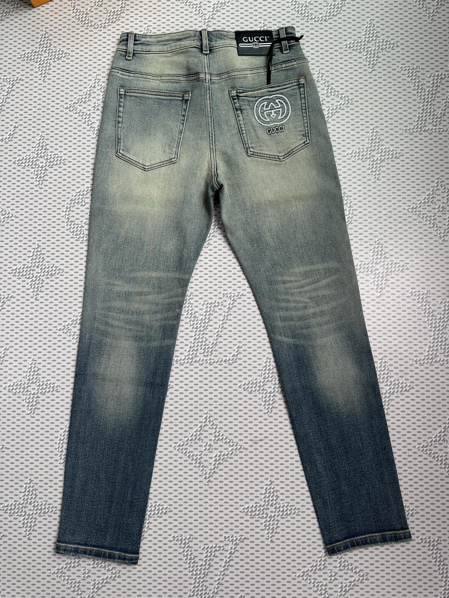 🔥💥春夏💥新款现货上市🔥🔥原单爆款牛仔裤👖超级定制款，原版五金，超级重工工艺，版型超赞👍细节做工无可挑剔