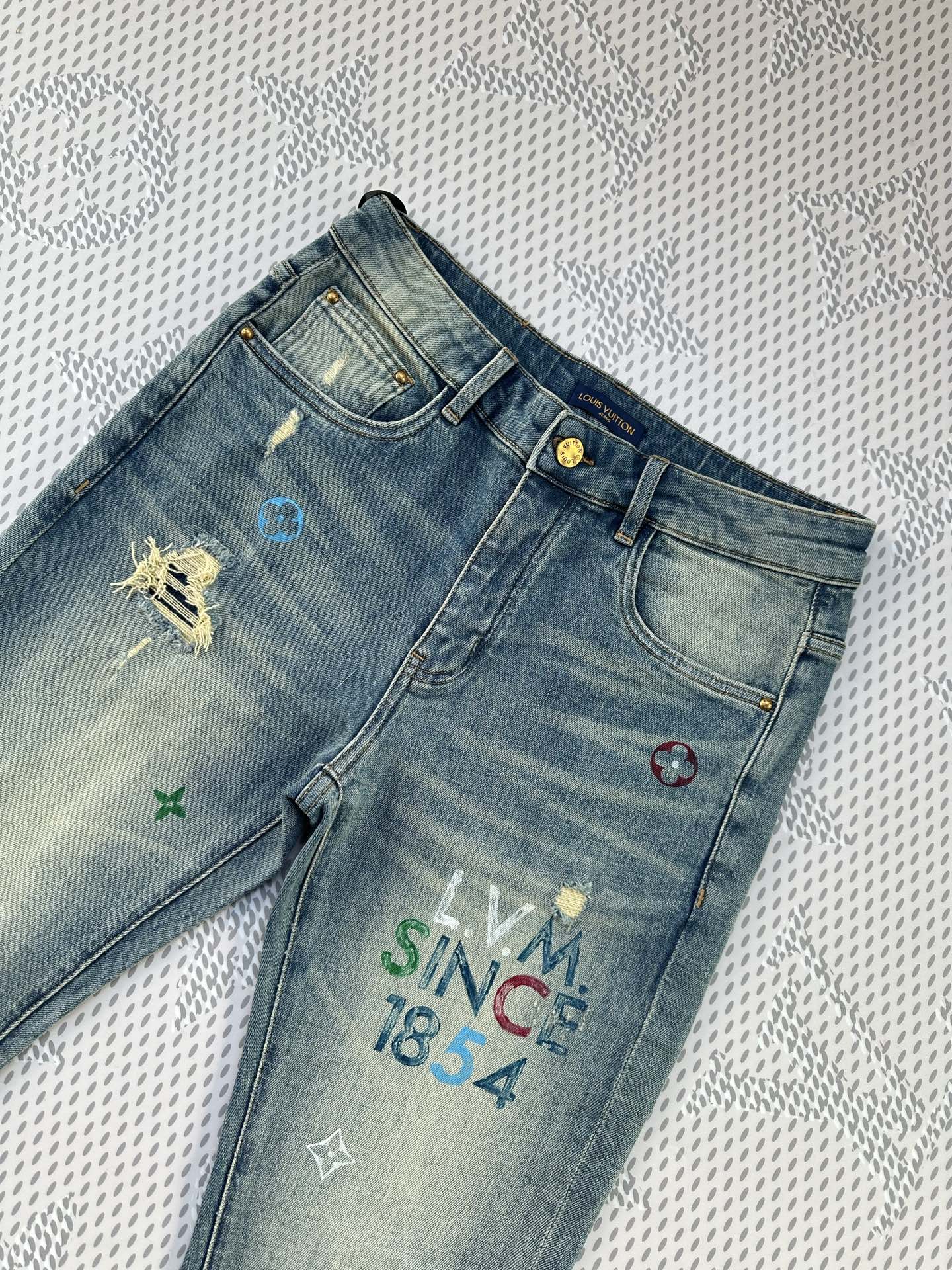 🔥💥春夏💥新款现货上市🔥🔥原单爆款牛仔裤👖超级定制款，原版五金，超级重工工艺，版型超赞👍细节做工无可挑剔