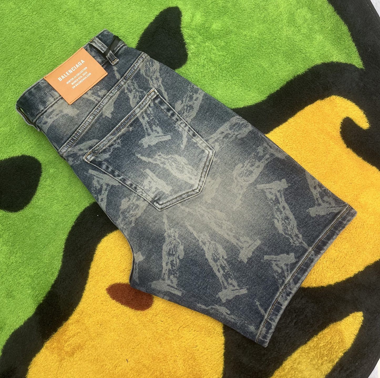 ￼ ￼ ￼ ￼ ￼ ￼ 🩳🤠牛仔💥短裤💥春夏🔥新款现货上市 🔥🔥 原单爆款，超级定制款，原版五金，超级重