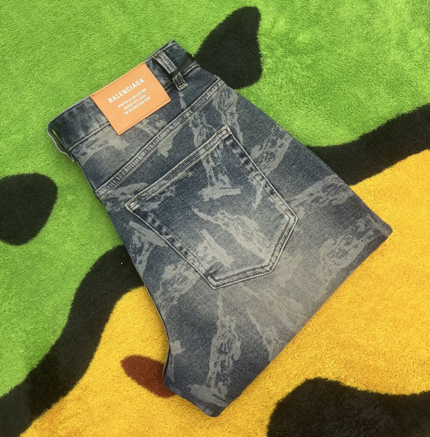 ￼ ￼ ￼ ￼ ￼ ￼ 🩳🤠牛仔💥短裤💥春夏🔥新款现货上市 🔥🔥 原单爆款，超级定制款，原版五金，超级重