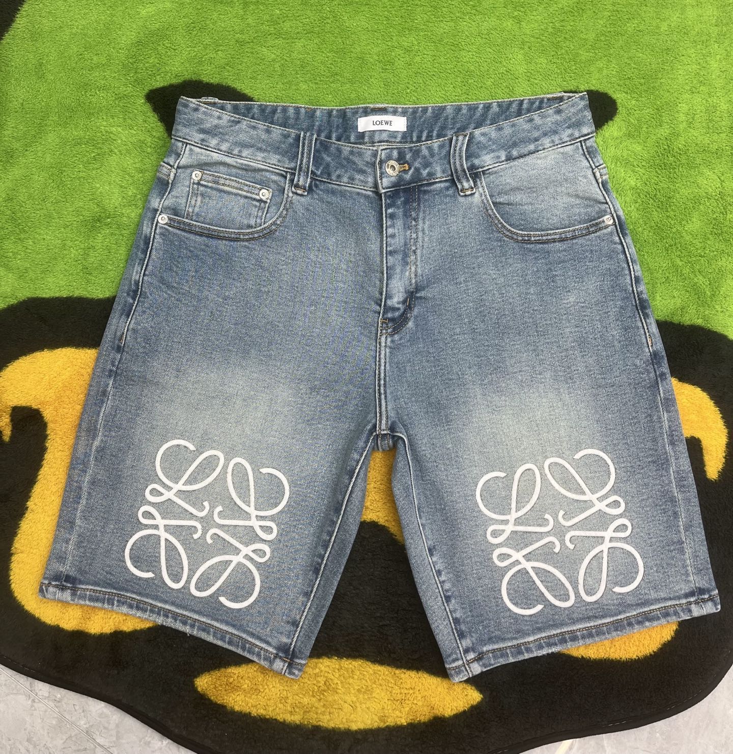 ￼ ￼ ￼ ￼ ￼ ￼ ￼ 🩳🤠牛仔💥短裤💥春夏🔥新款现货上市 🔥🔥 原单爆款，超级定制款，原版五金，超