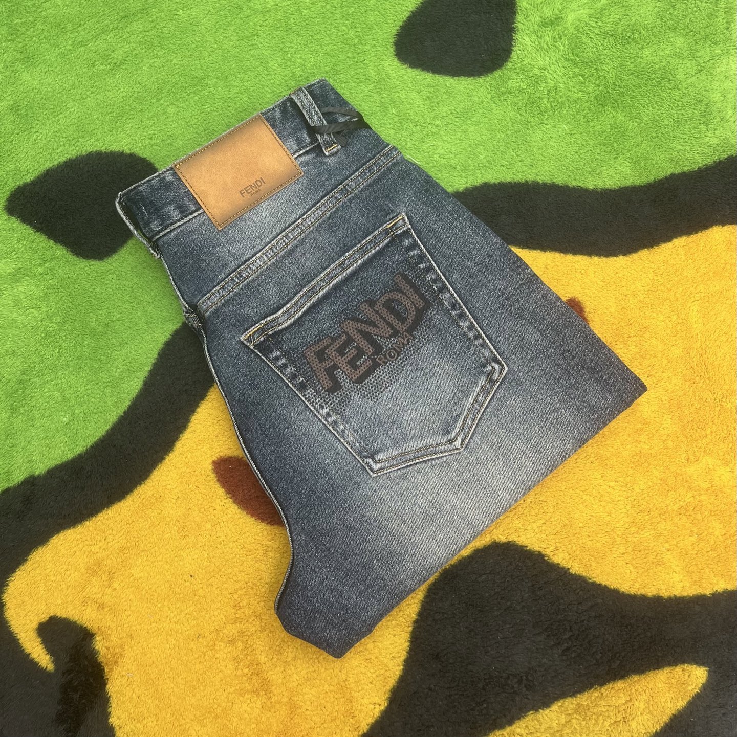 ￼ ￼ ￼ ￼ ￼ ￼ ￼ 🩳🤠牛仔💥短裤💥春夏🔥新款现货上市 🔥🔥 原单爆款，超级定制款，原版五金，超