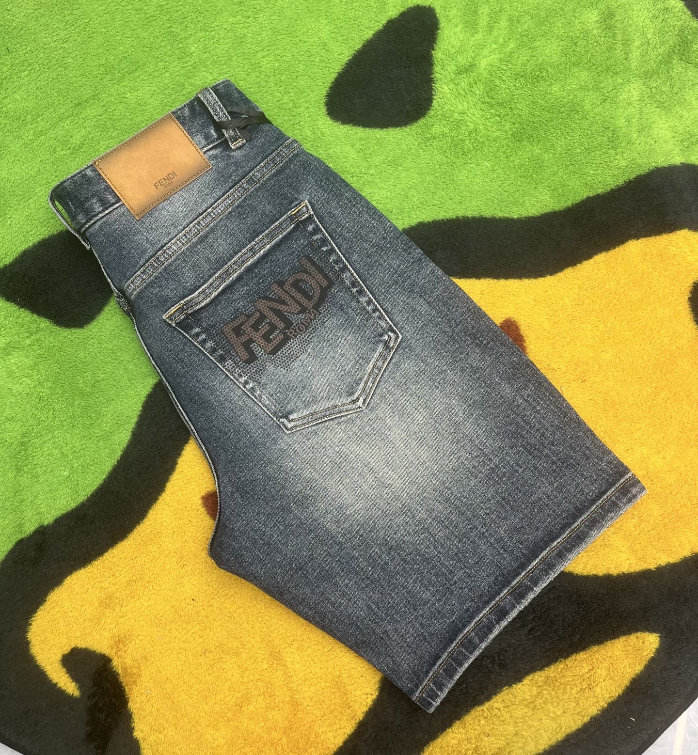 ￼ ￼ ￼ ￼ ￼ ￼ ￼ 🩳🤠牛仔💥短裤💥春夏🔥新款现货上市 🔥🔥 原单爆款，超级定制款，原版五金，超