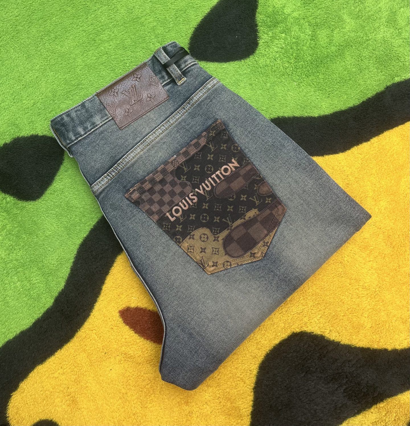 ￼ ￼ ￼ ￼ ￼ ￼ ￼ 🩳🤠牛仔💥短裤💥春夏🔥新款现货上市 🔥🔥 原单爆款，超级定制款，原版五金，超