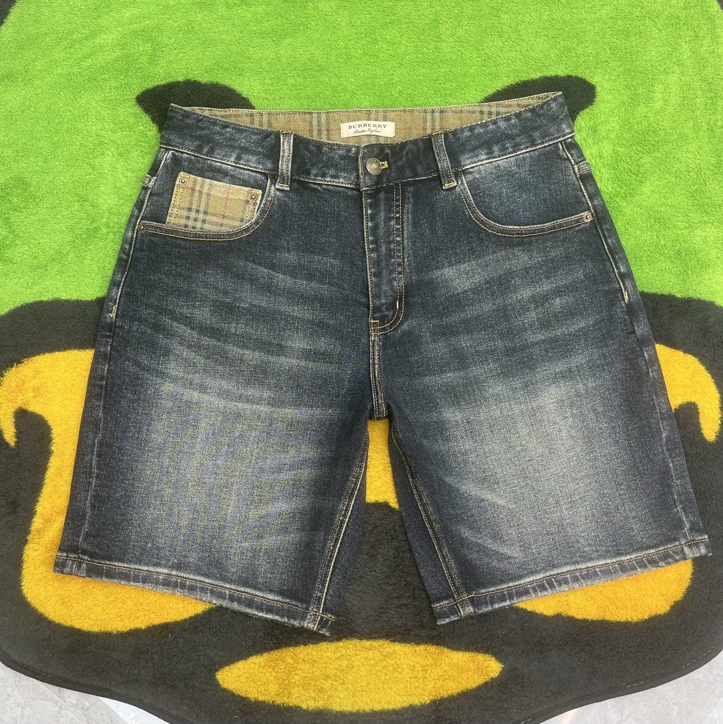 ￼ ￼ ￼ ￼ ￼ ￼ ￼ 🩳🤠牛仔💥短裤💥春夏🔥新款现货上市 🔥🔥 原单爆款，超级定制款，原版五金，超