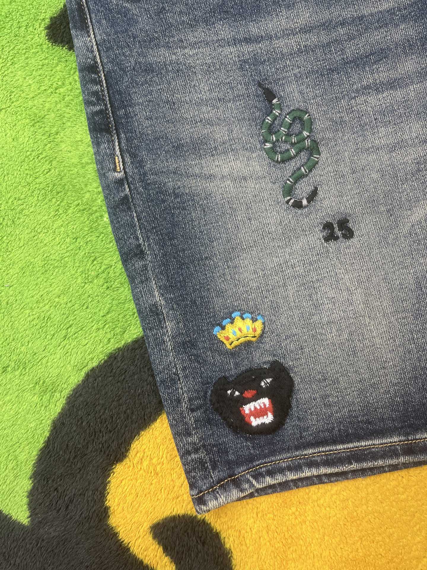 ￼ ￼ ￼ ￼ ￼ ￼ ￼ 🩳🤠牛仔💥短裤💥春夏🔥新款现货上市 🔥🔥 原单爆款，超级定制款，原版五金，超