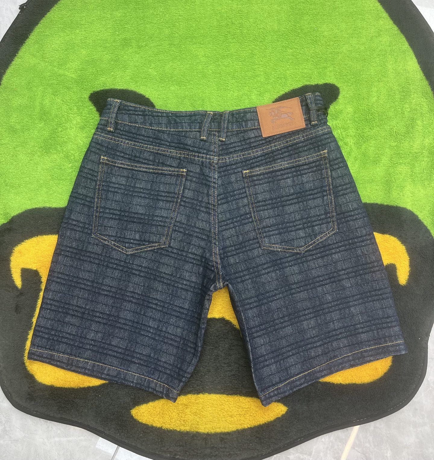 ￼ ￼ ￼ ￼ ￼ ￼ ￼ 🩳🤠牛仔💥短裤💥春夏🔥新款现货上市 🔥🔥 原单爆款，超级定制款，原版五金，超