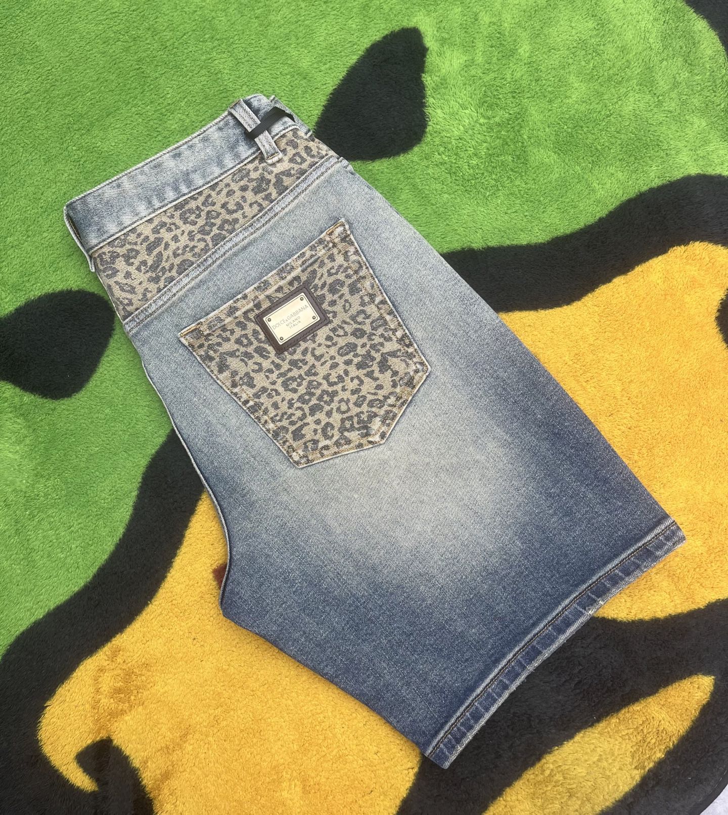 ￼ ￼ ￼ ￼ ￼ ￼ ￼ 🩳🤠牛仔💥短裤💥春夏🔥新款现货上市 🔥🔥 原单爆款，超级定制款，原版五金，超