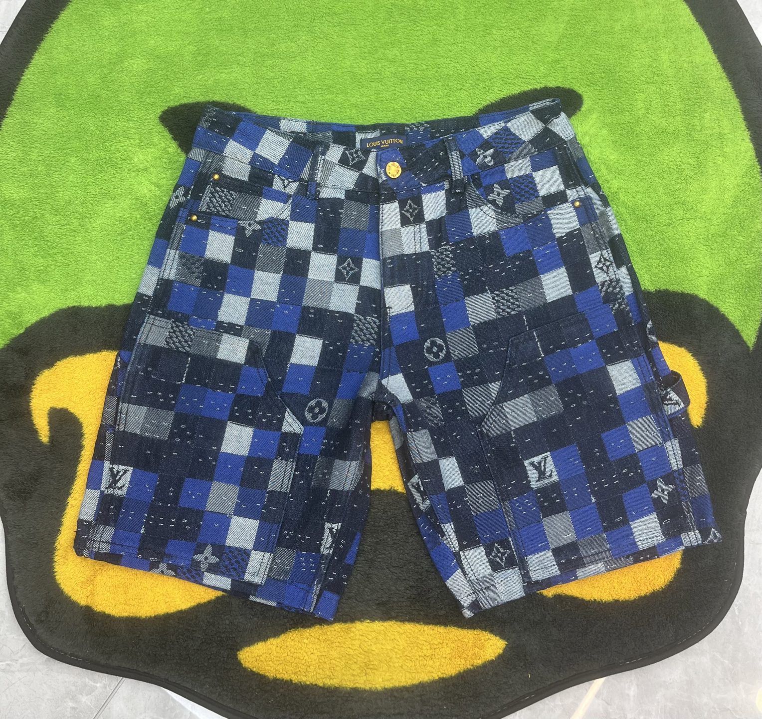 ￼ ￼ ￼ ￼ ￼ ￼ ￼ 🩳🤠牛仔💥短裤💥春夏💥 🔥新款现货上市 🔥🔥 原单爆款，超级定制款，原版五金