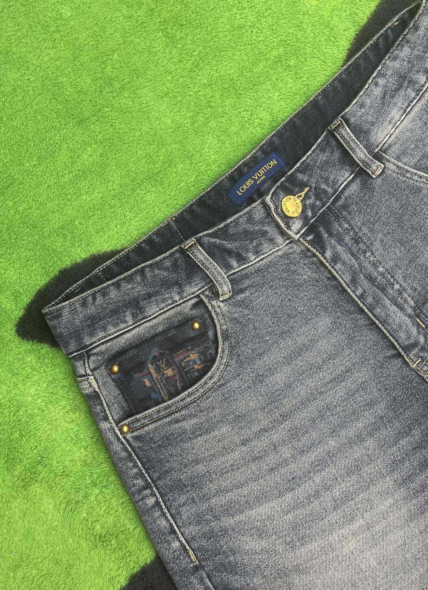 ￼ ￼ ￼ ￼ ￼ ￼ ￼ 🩳🤠牛仔💥短裤💥春夏💥 🔥新款现货上市 🔥🔥 原单爆款，超级定制款，原版五金